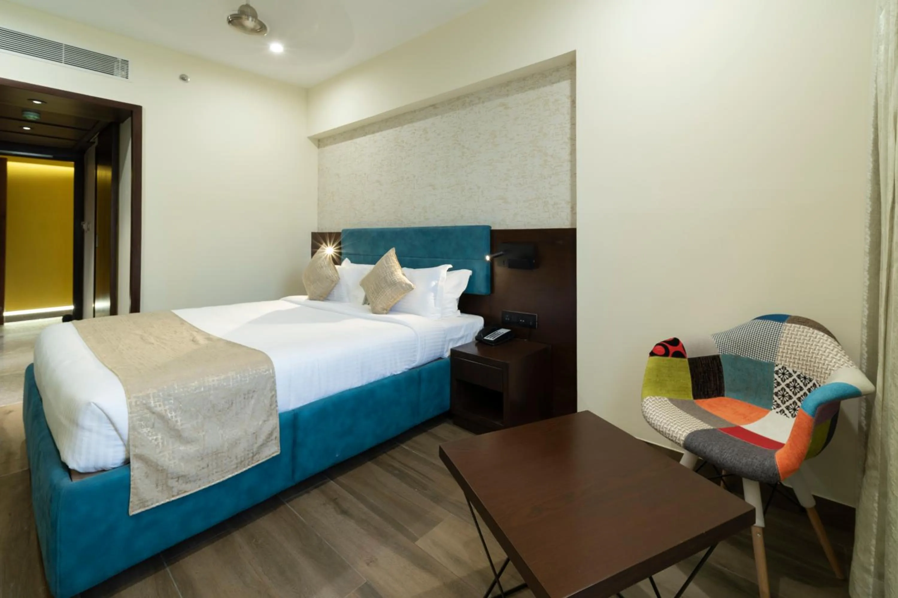 Bedroom, Bed in ICON Boutique by Bhagini