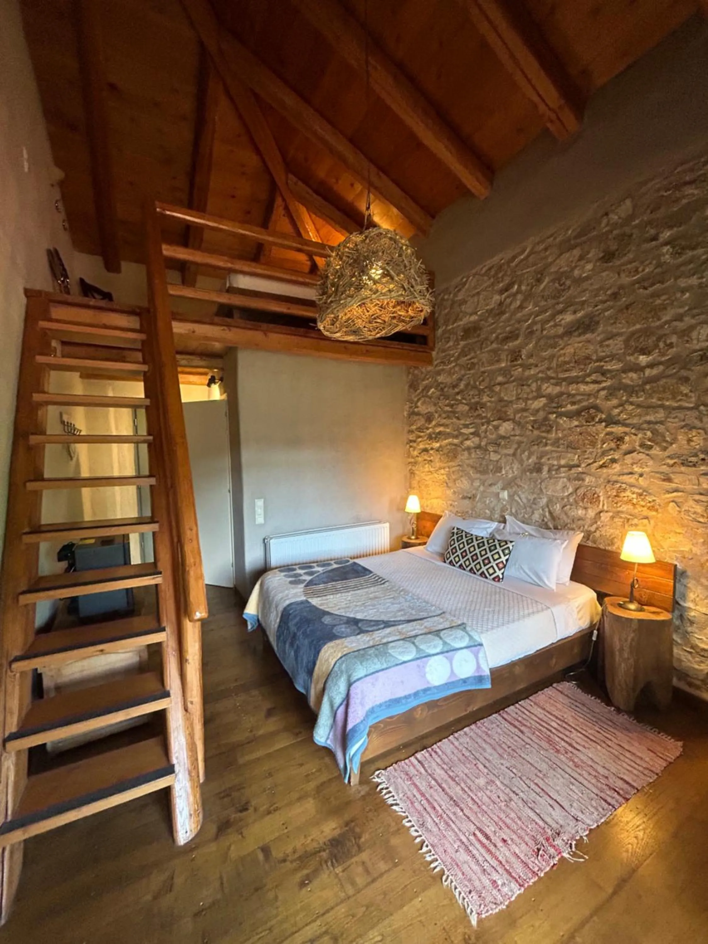 Bedroom, Bed in Pritanio