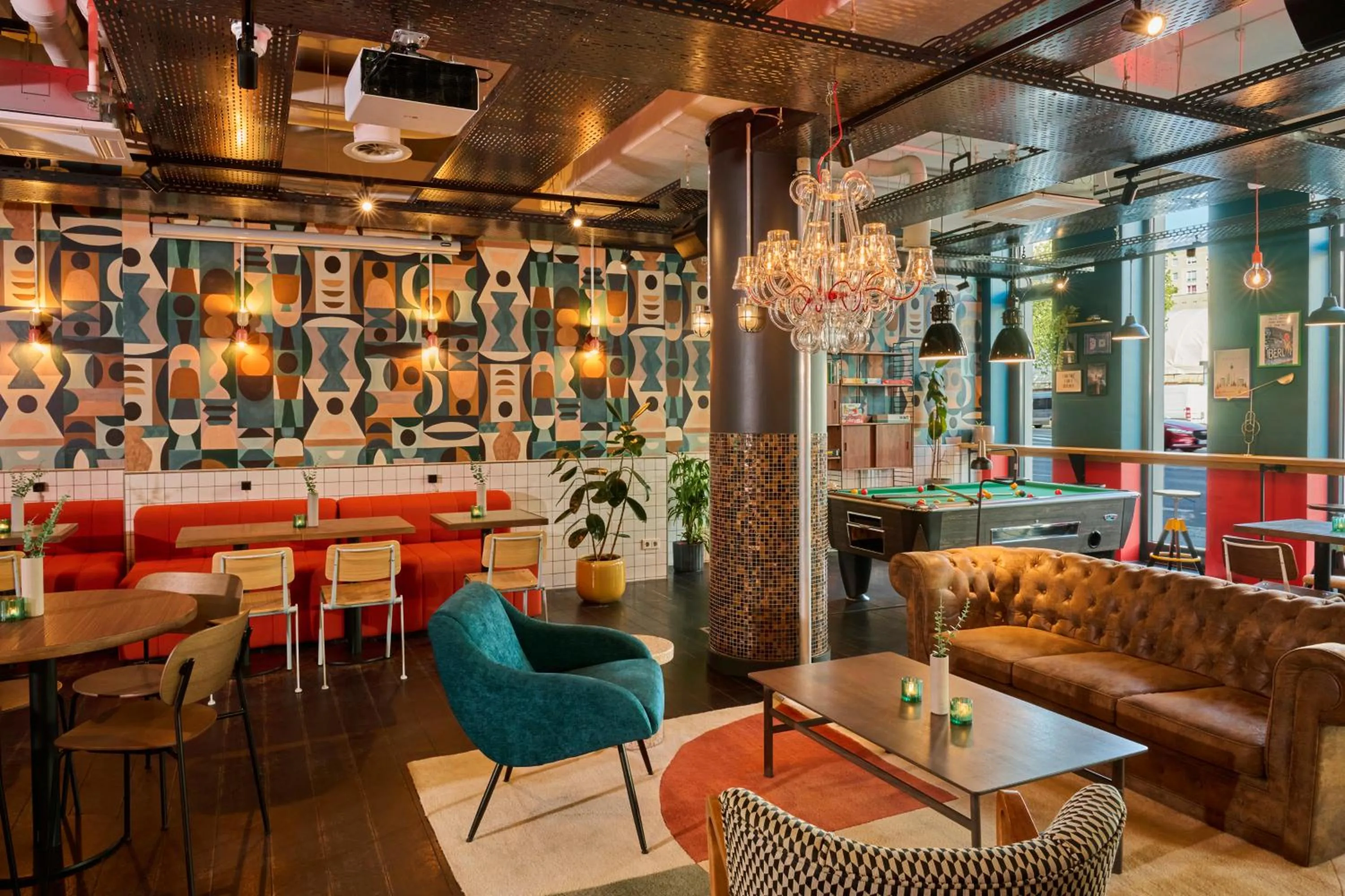 Restaurant/places to eat in Generator Berlin Alexanderplatz