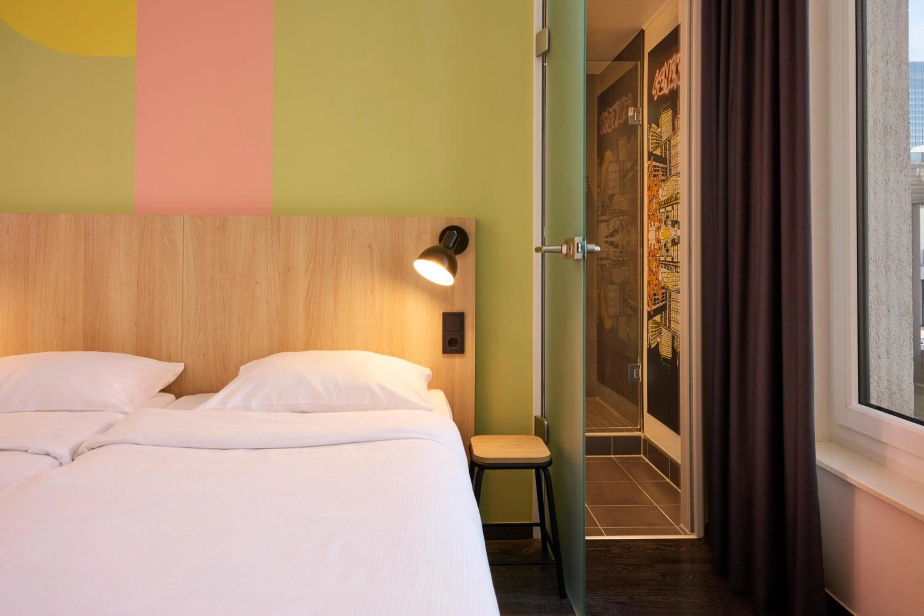 Bed in Generator Berlin Alexanderplatz