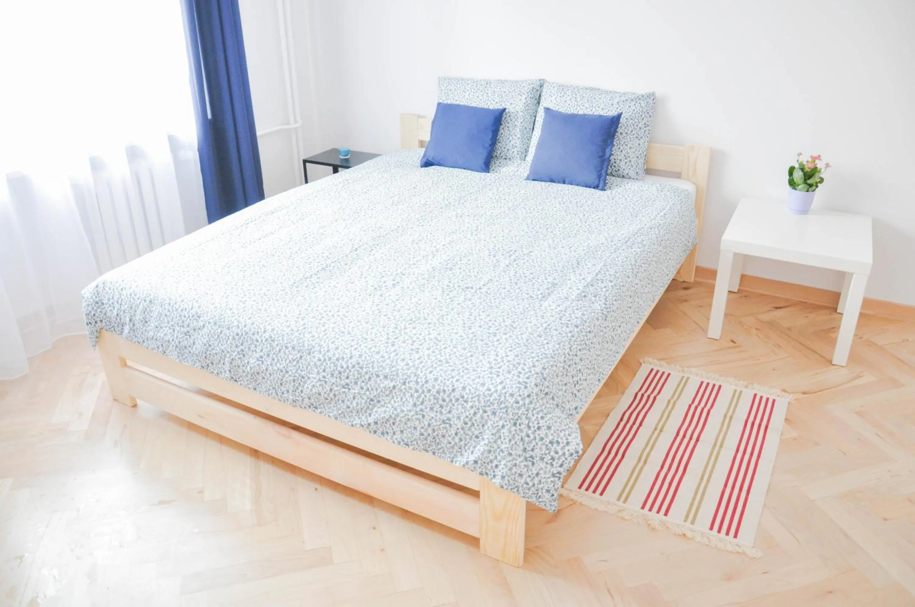 Bed in HaLo Rooms City Centre