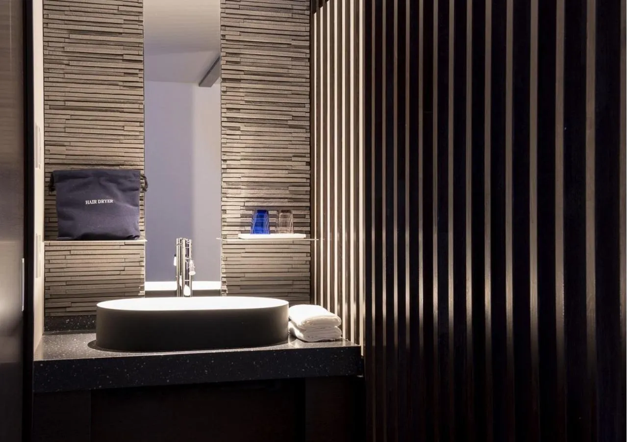 Shower in Hotel Rosso Karuizawa