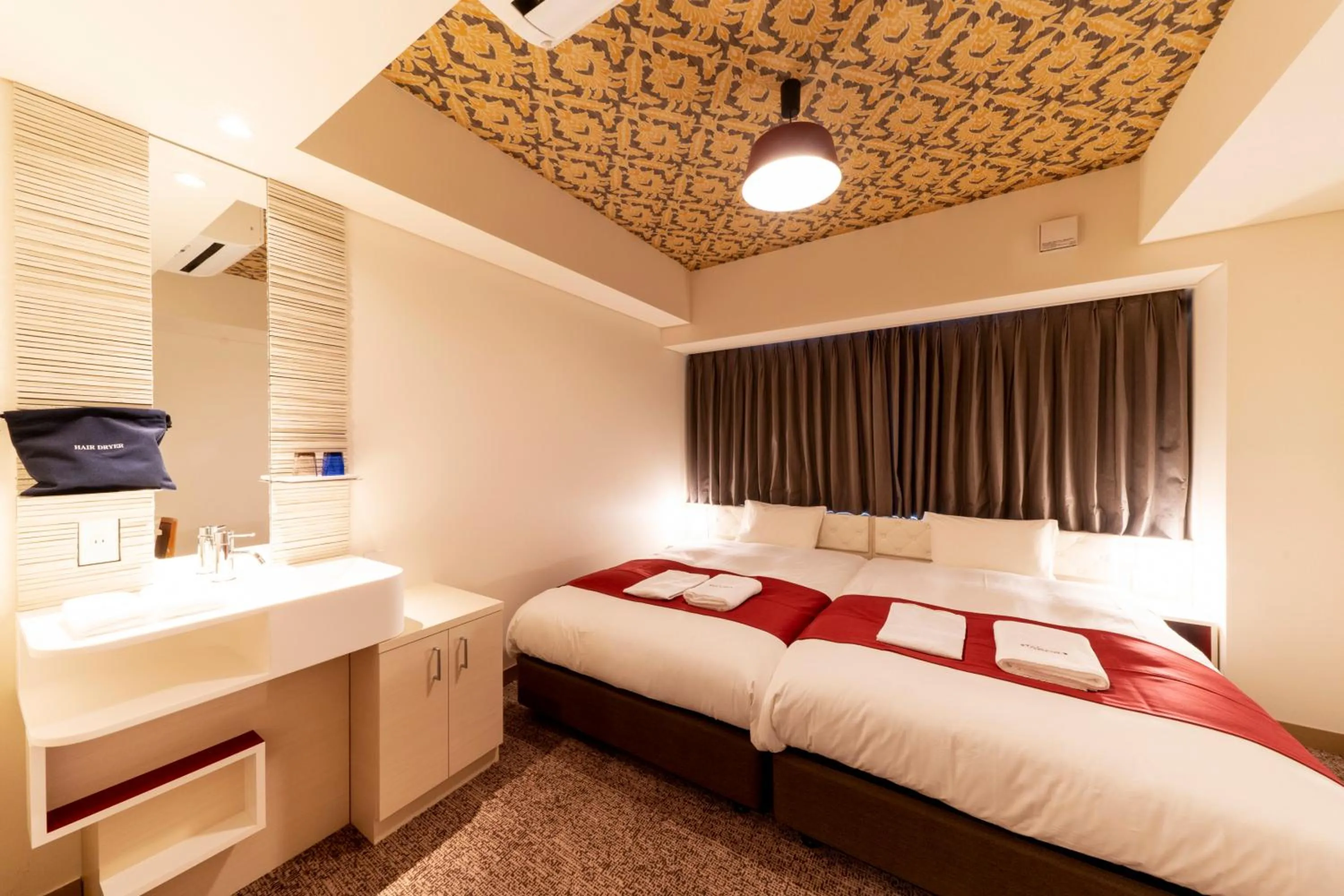 Photo of the whole room, Bed in Hotel Rosso Karuizawa