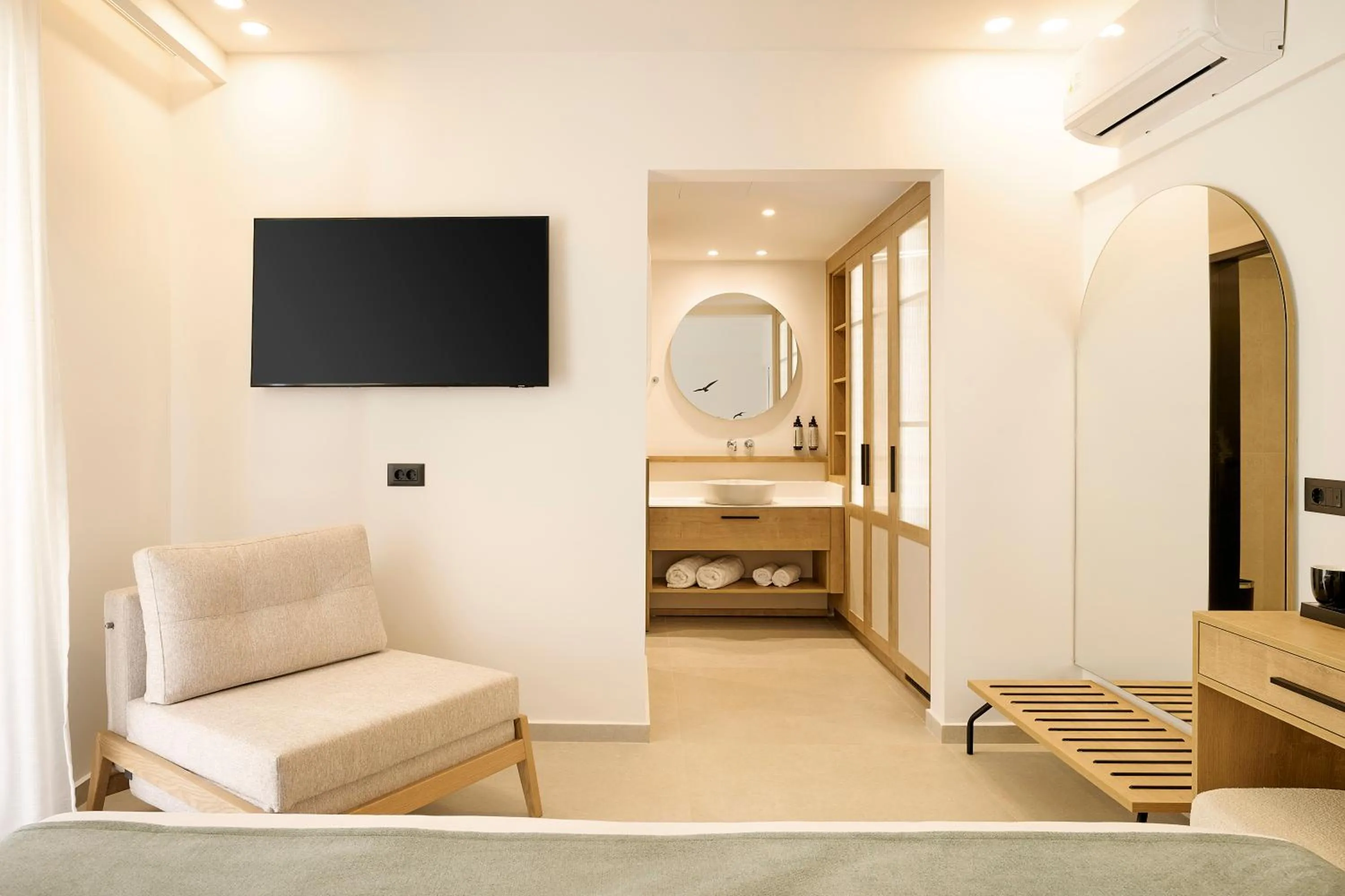 Bedroom, Bed in Iberostar Waves Creta Panorama & Mare