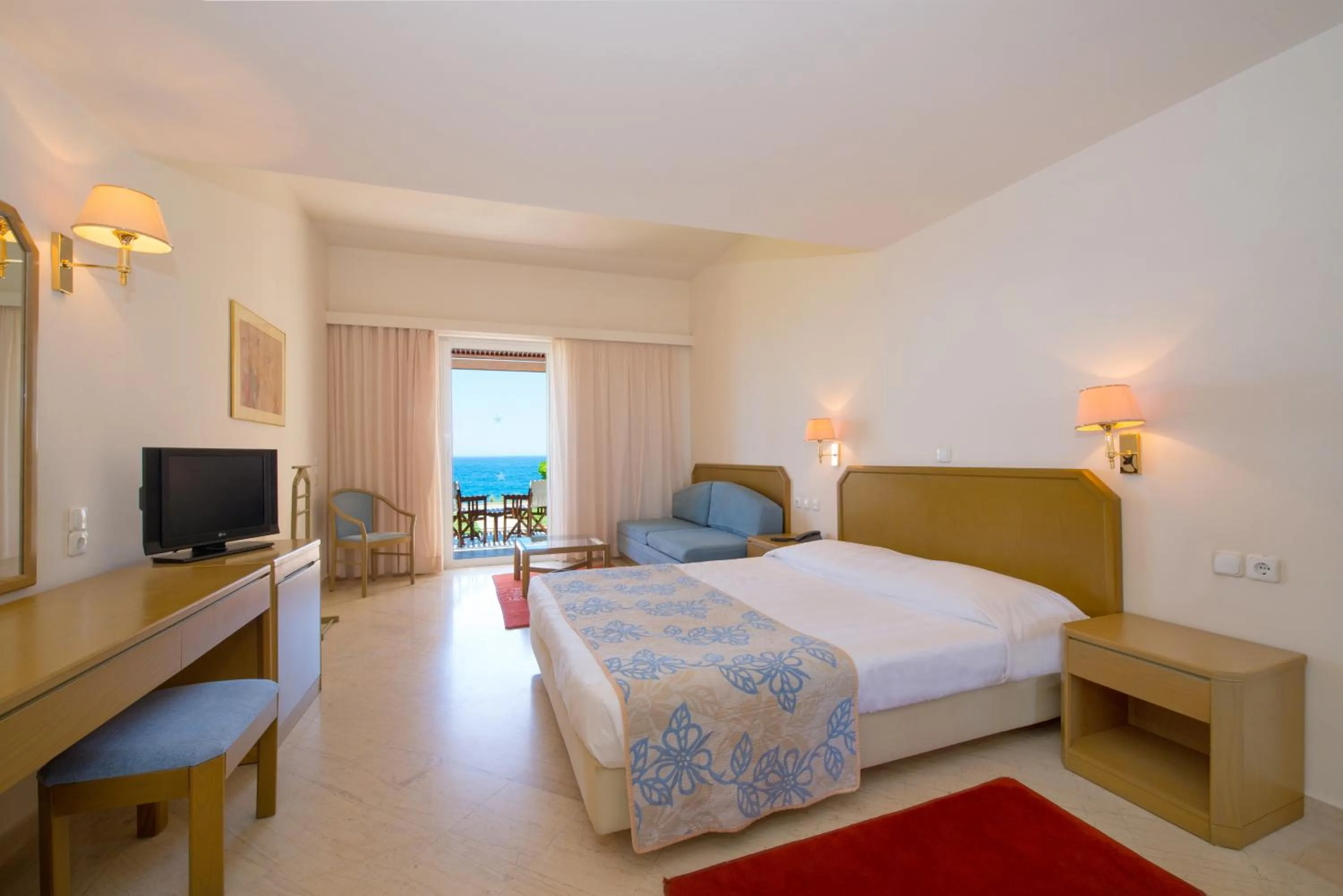 Bedroom, Bed in Iberostar Waves Creta Panorama & Mare