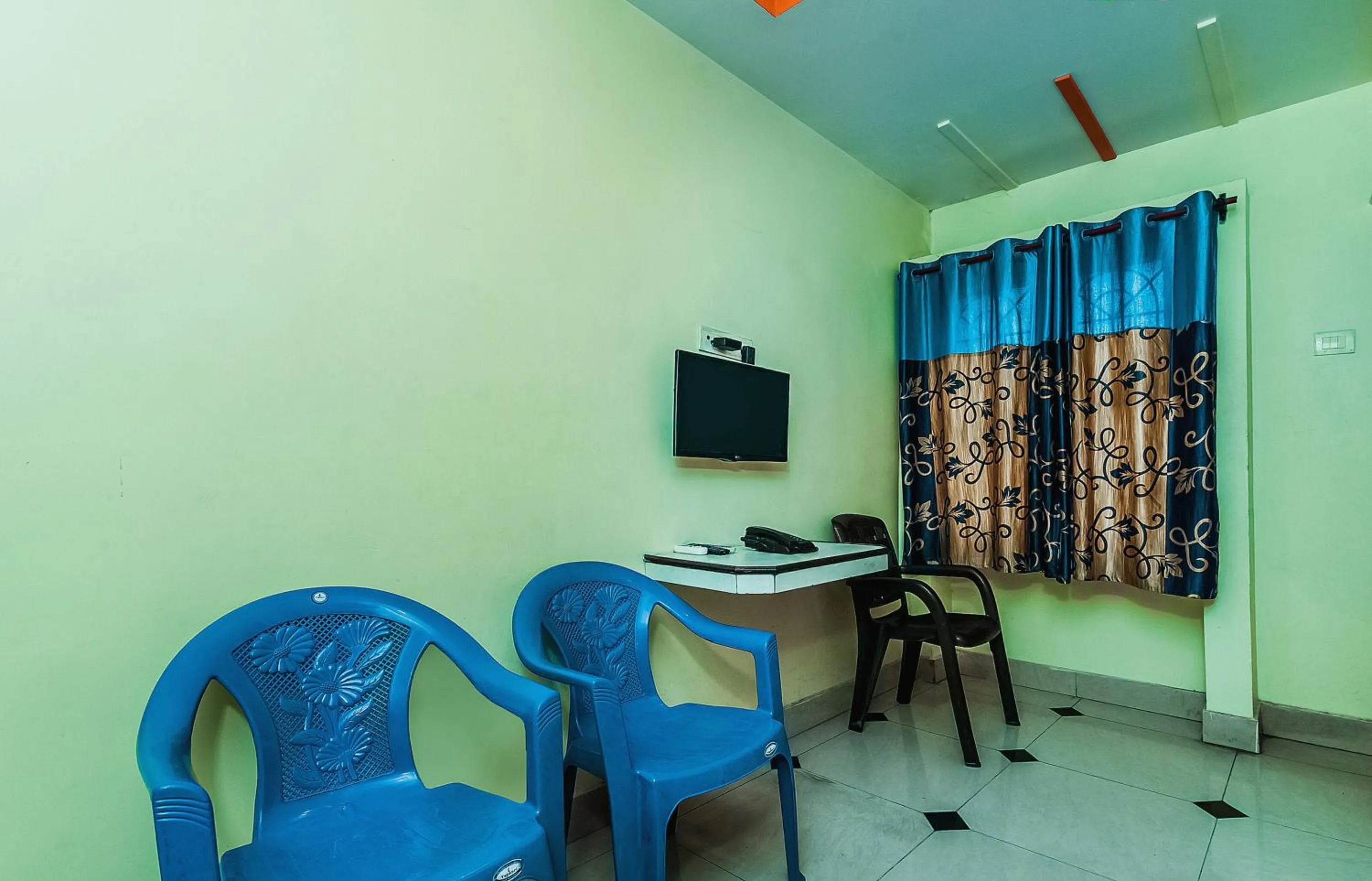 Lobby or reception in Hotel O Sindhura Guest House
