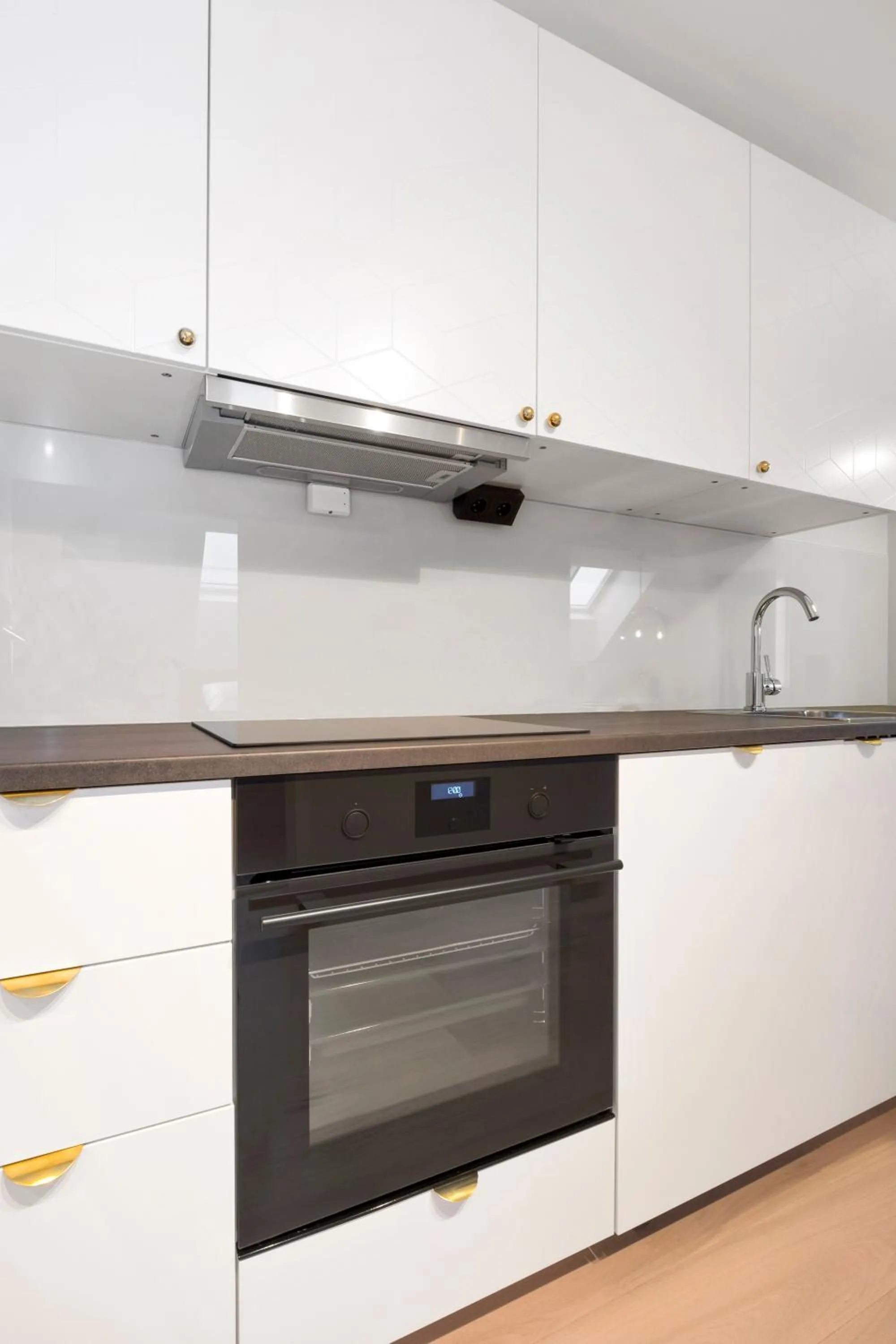 Kitchen or kitchenette in VANDER - Sea Story