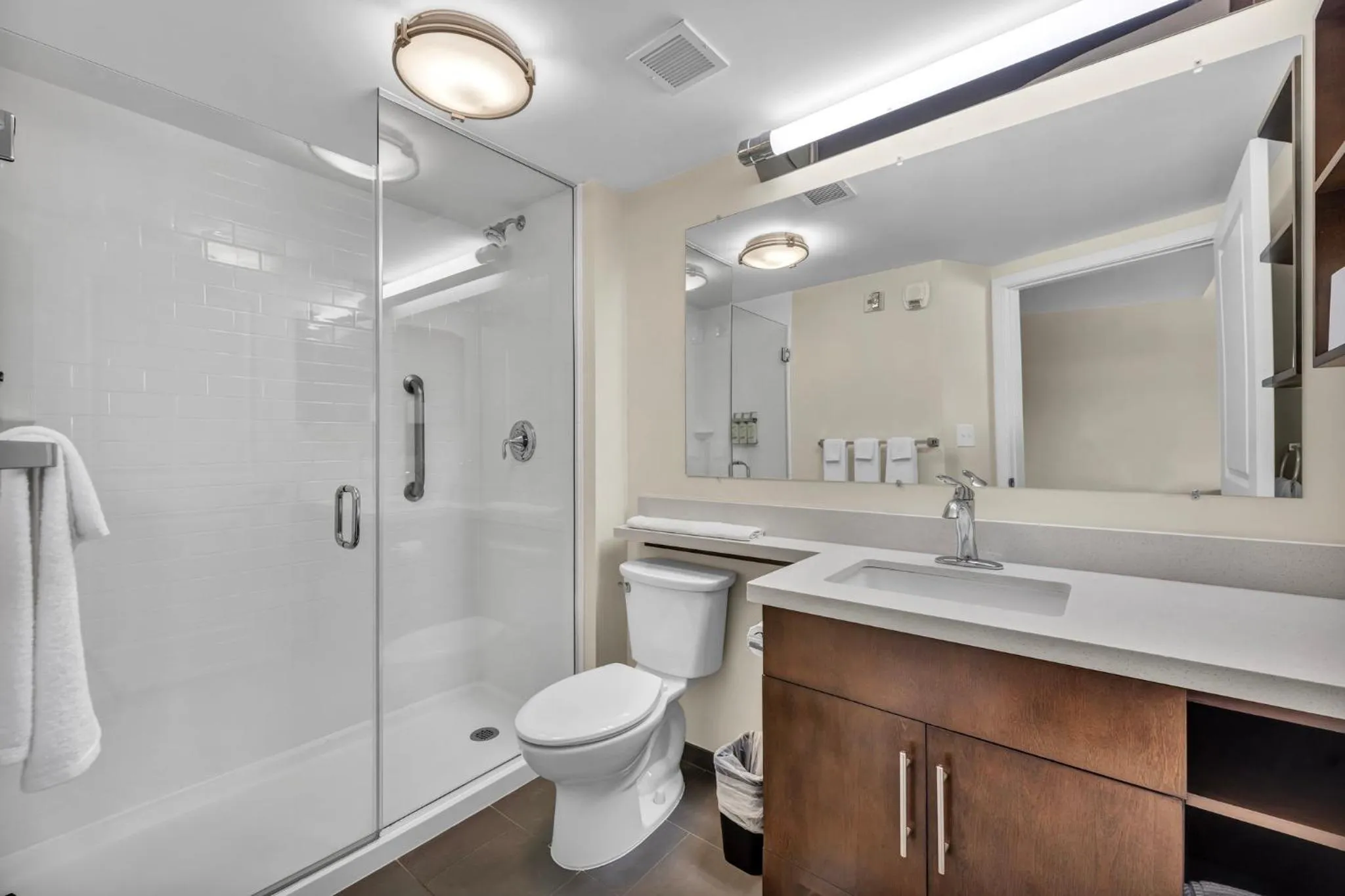 Bathroom in Candlewood Suites - Dumfries - Quantico by IHG