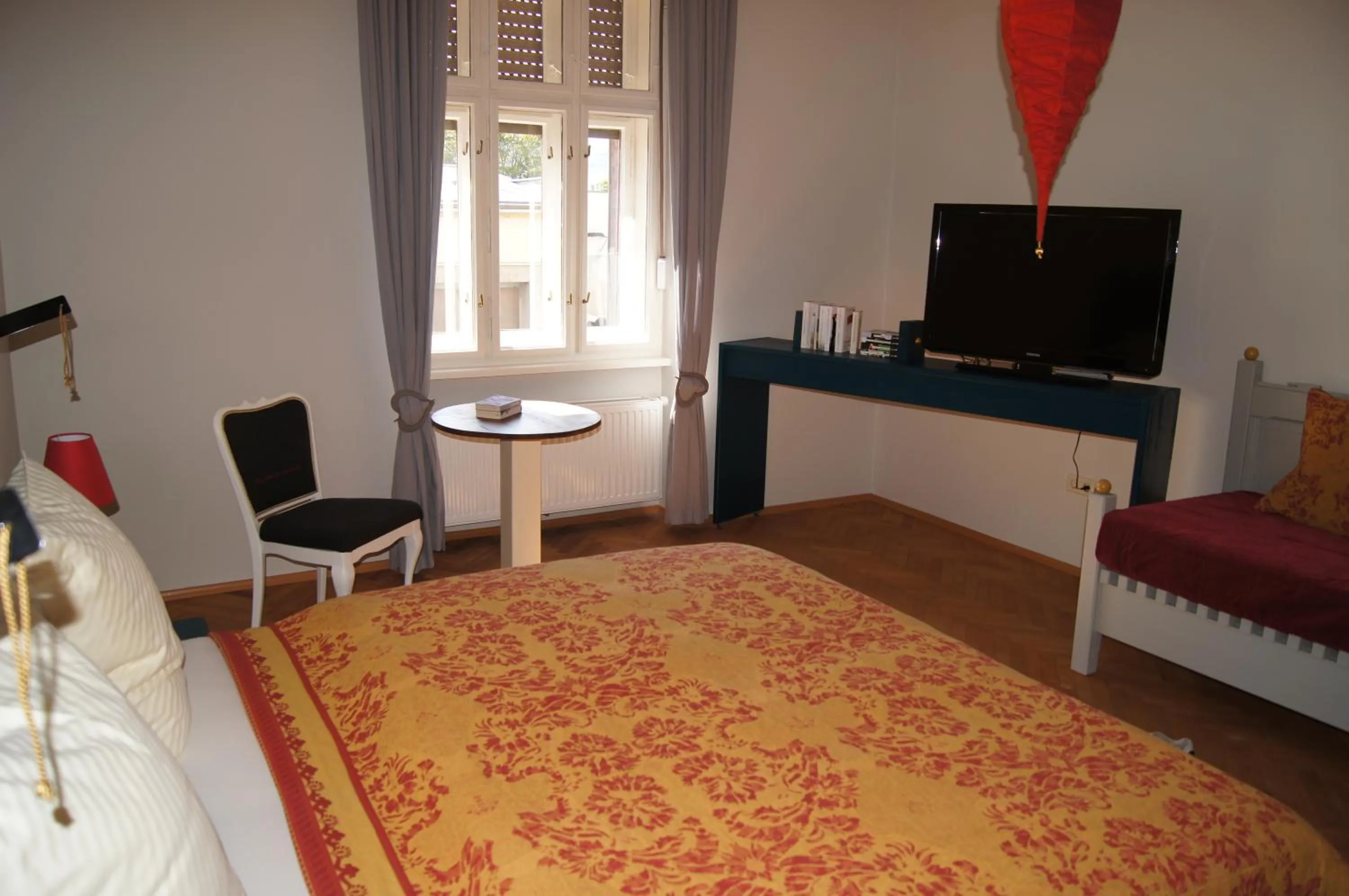 Day, Bed in Altstadthaus Cityappartements