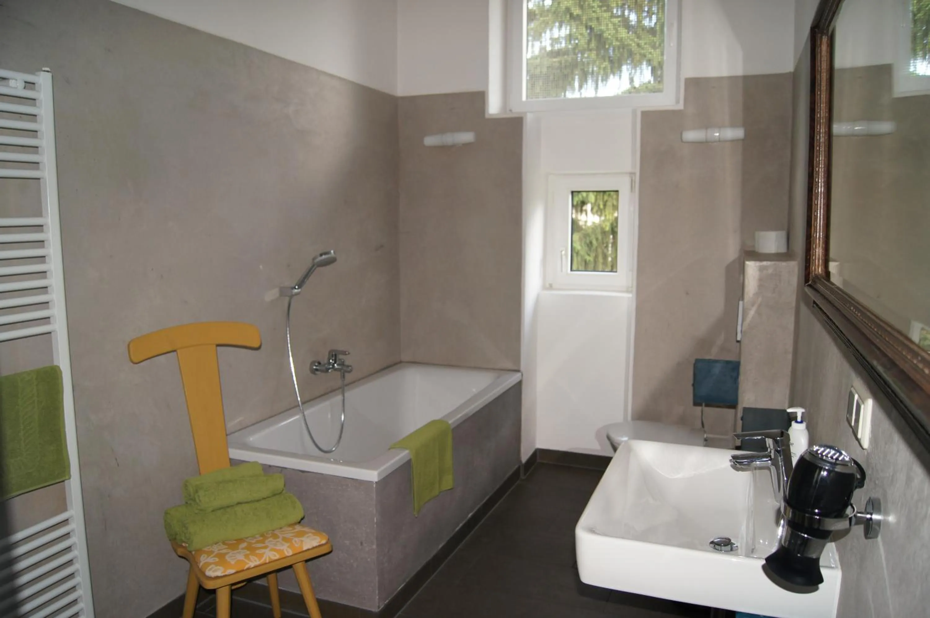 Shower in Altstadthaus Cityappartements