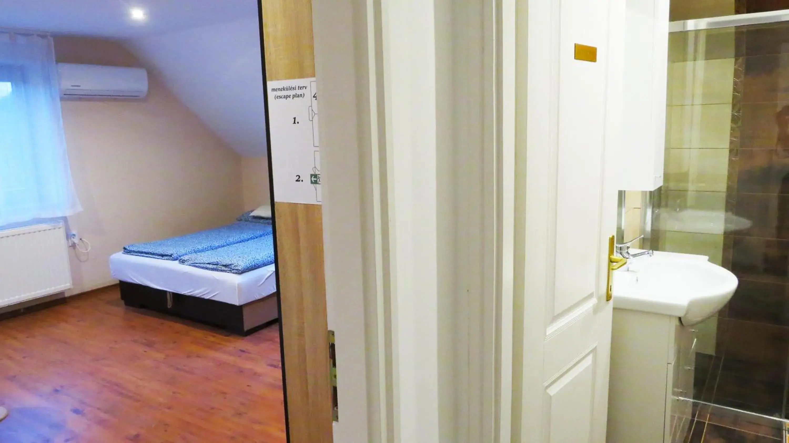 Deluxe Twin Room in Hőforrás Wellness Vendégház Deluxe Twin Room in Hőforrás Wellness Vendégház