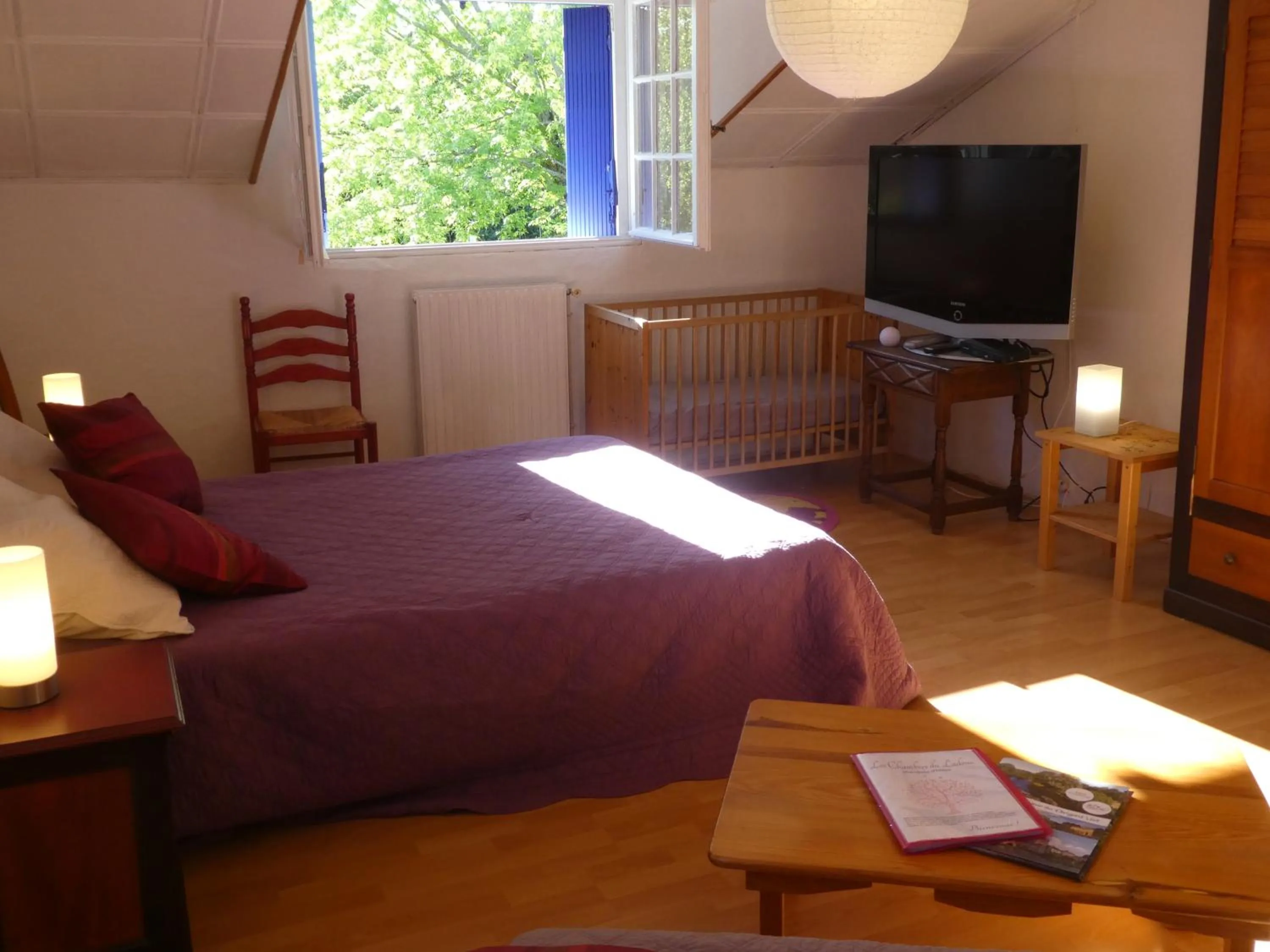 Bed in Les chambres du Ladoux