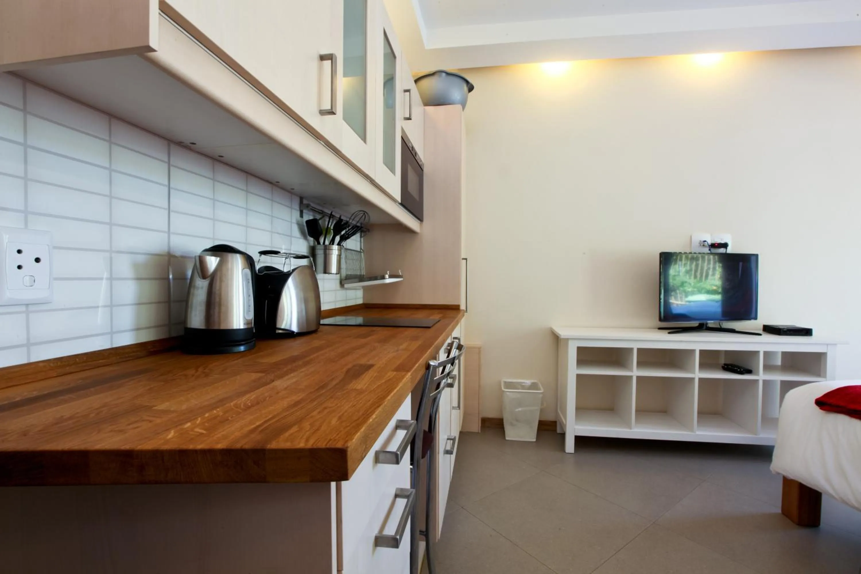 Kitchen or kitchenette in Roof of Africa Hotel