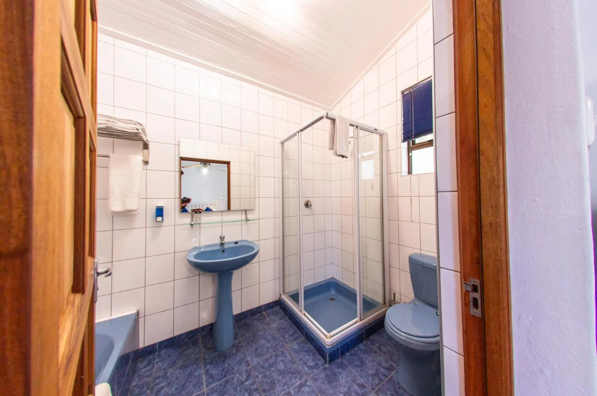 Bathroom in Roof of Africa Hotel