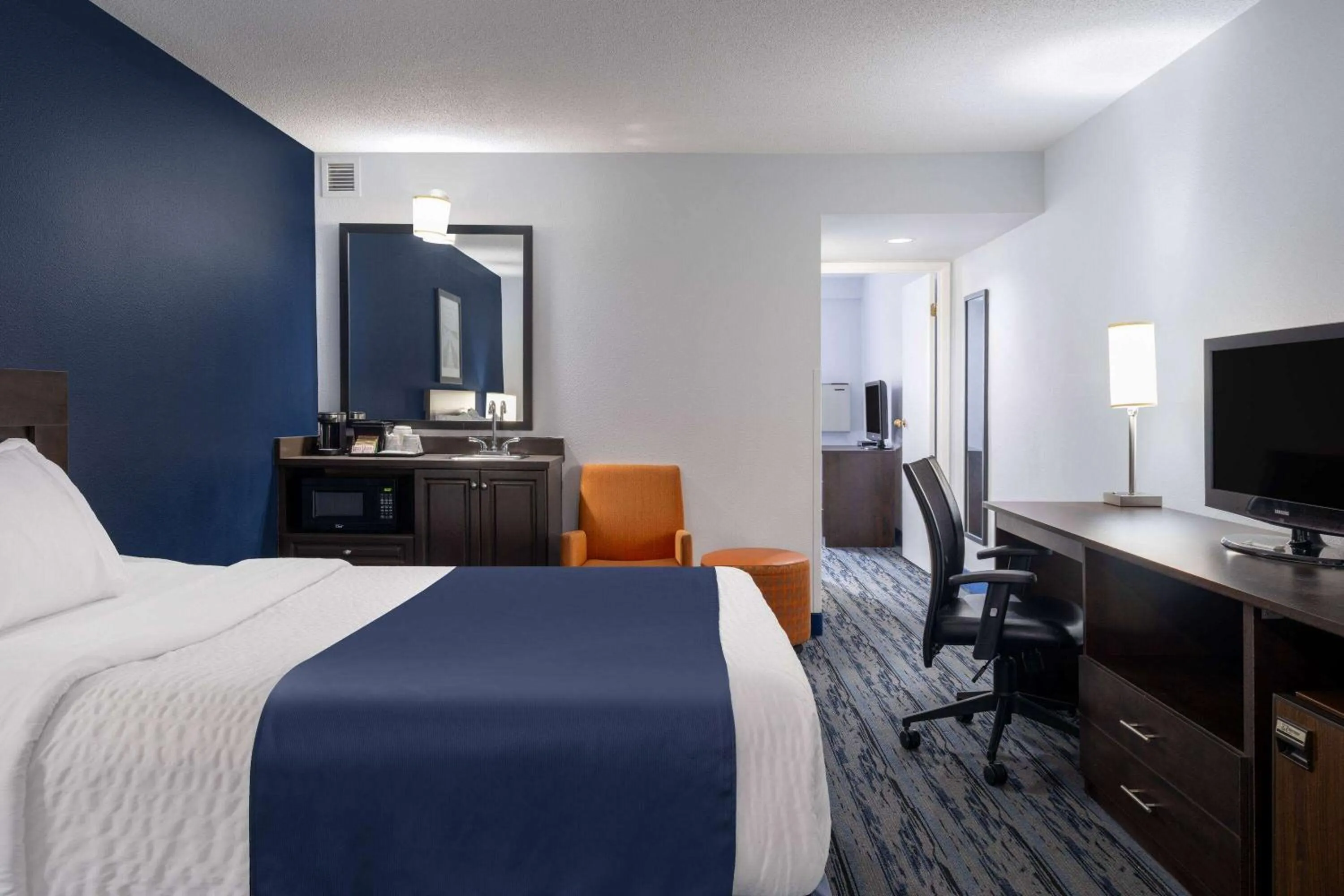 Bed in Travelodge Suites by Wyndham Saint John