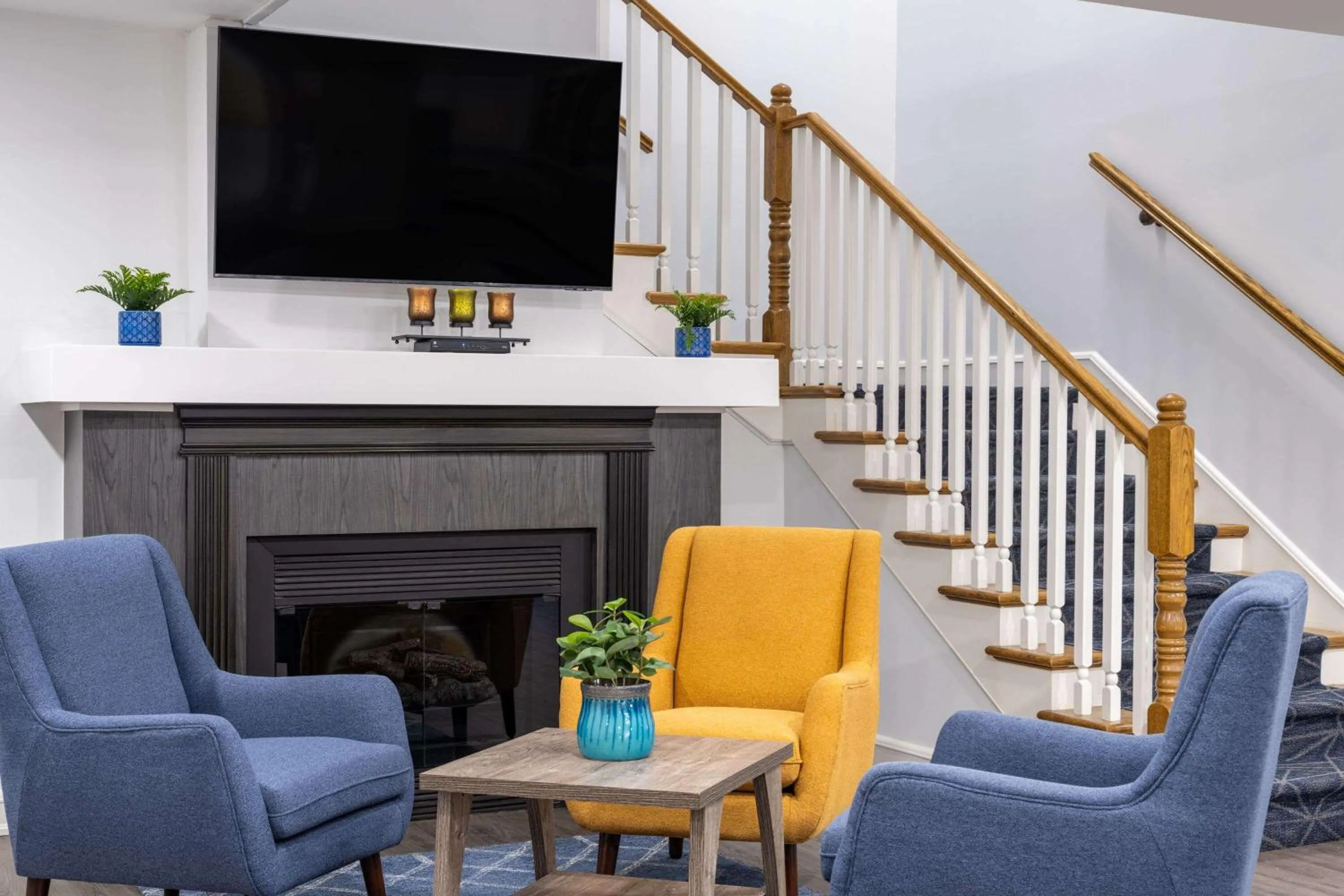 Lobby or reception in Travelodge Suites by Wyndham Saint John