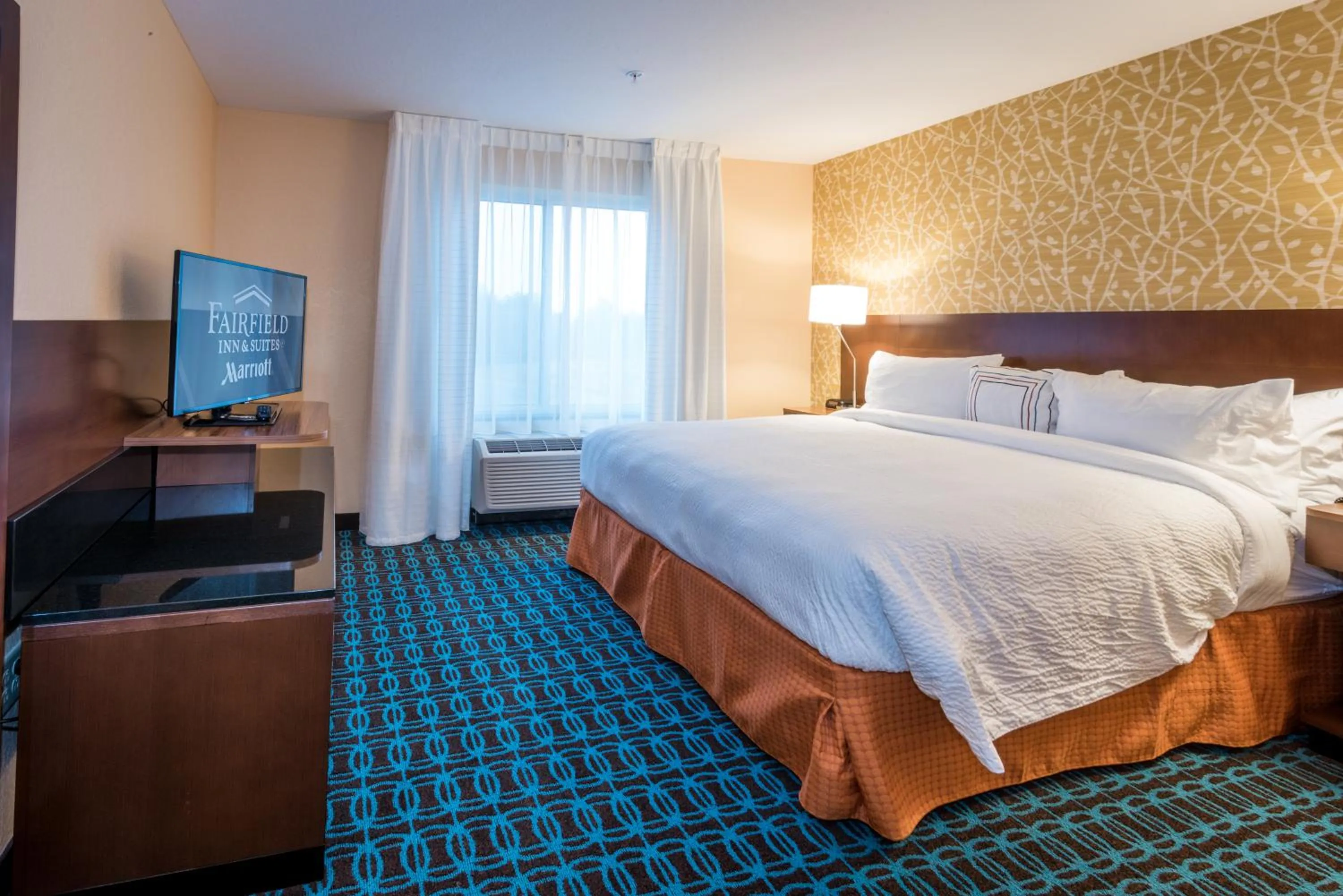 Bedroom, Bed in Fairfield Inn & Suites by Marriott Montgomery Airport