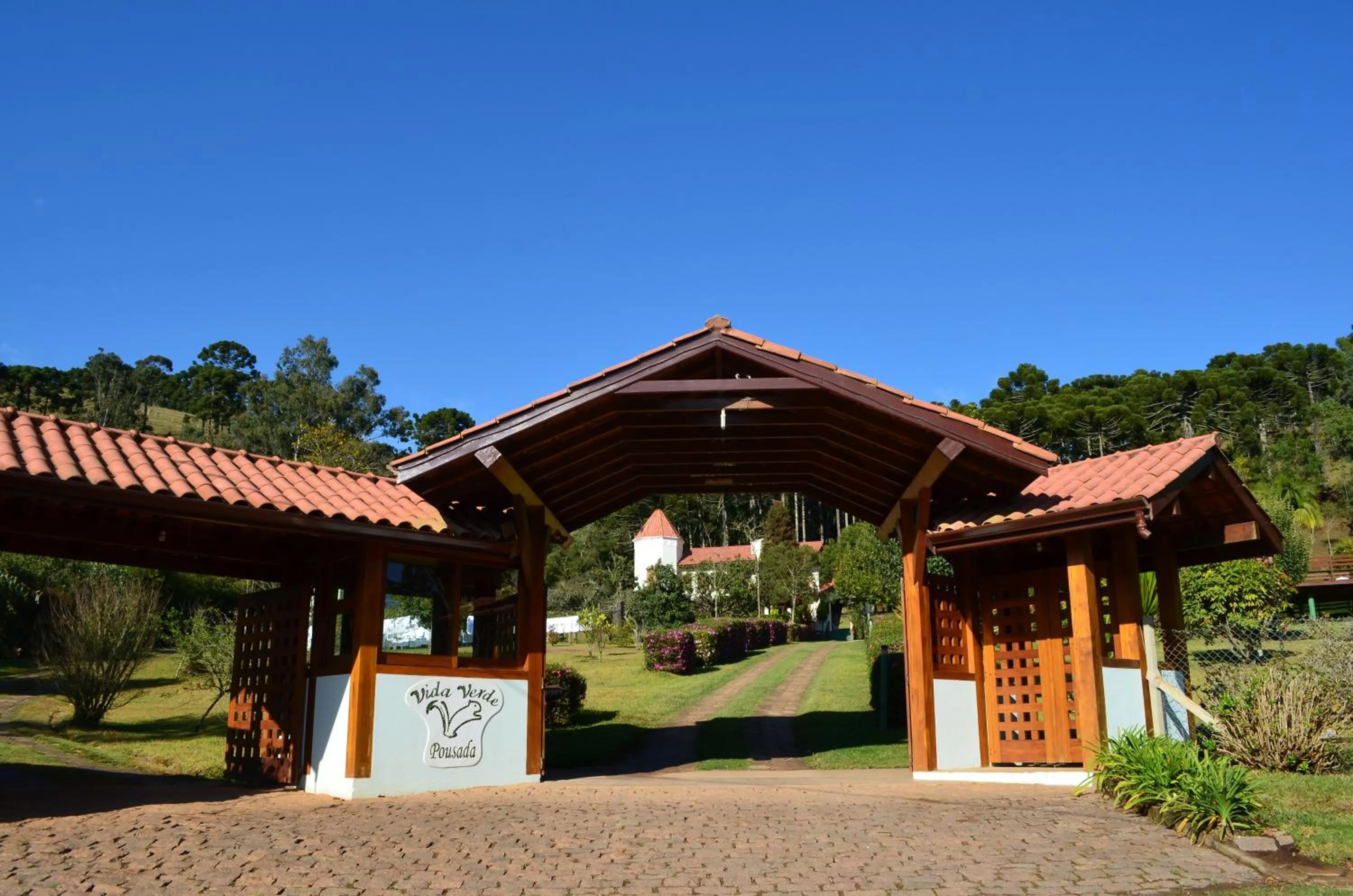 Property building in Pousada Vida Verde