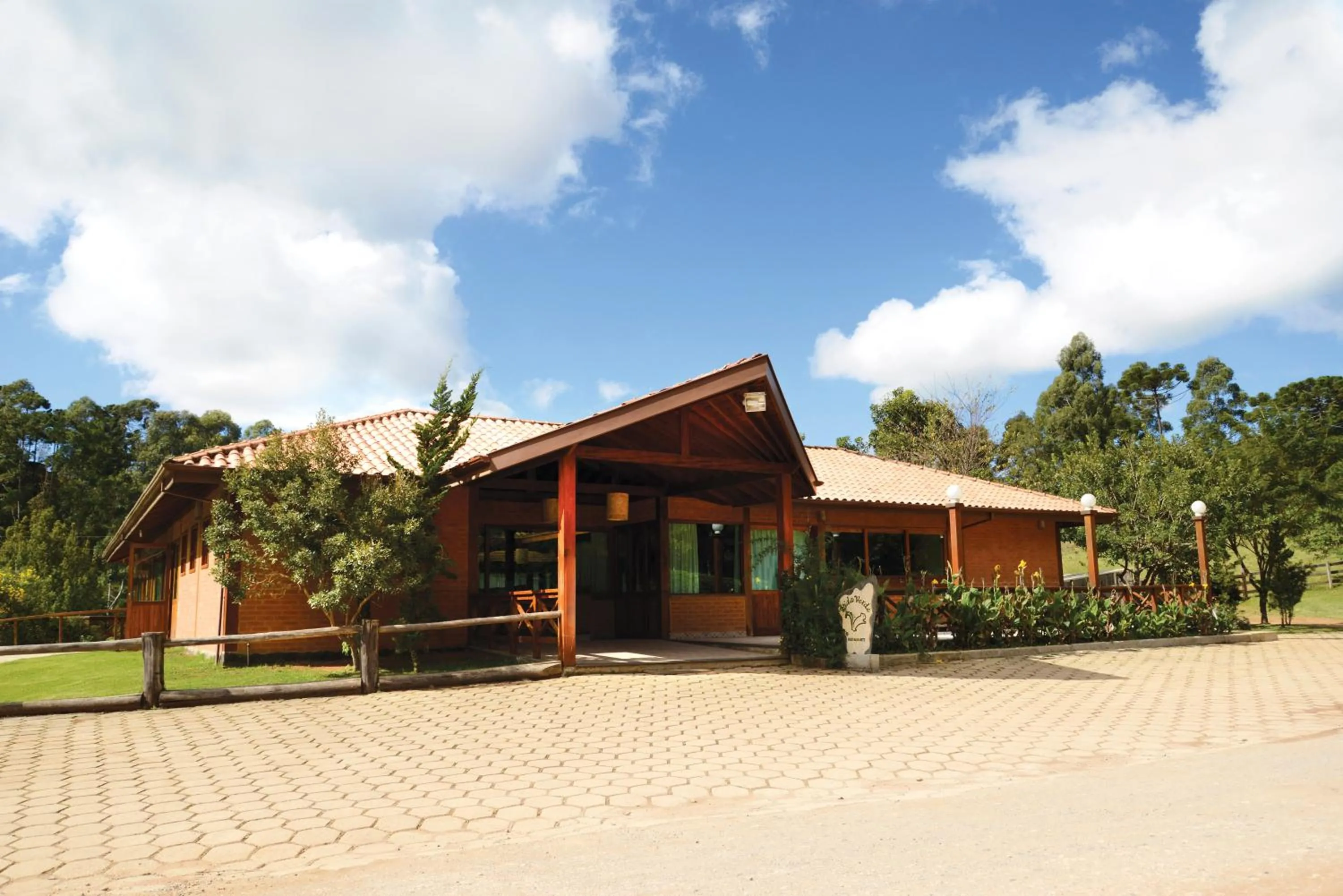 Restaurant/places to eat in Pousada Vida Verde