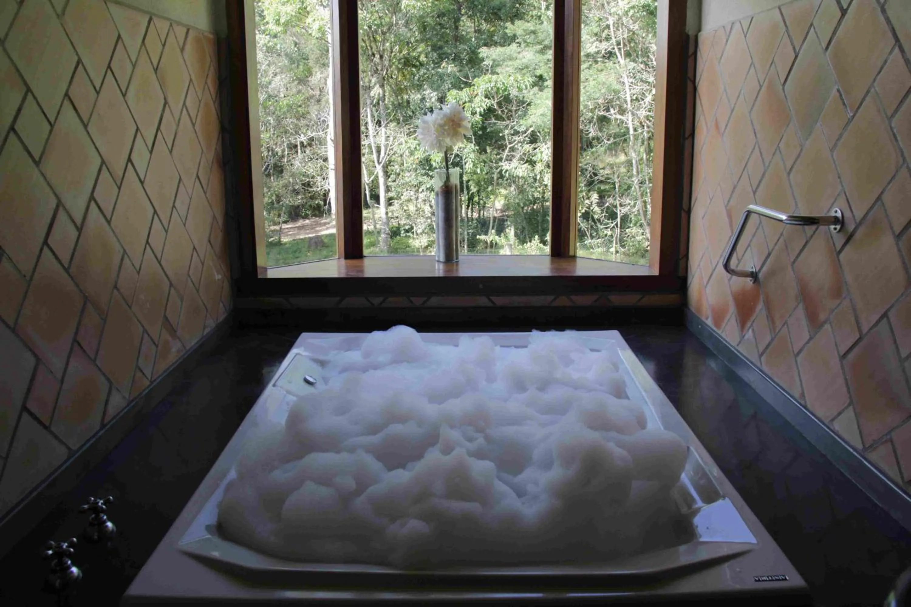 Bath, Bed in Pousada Vida Verde