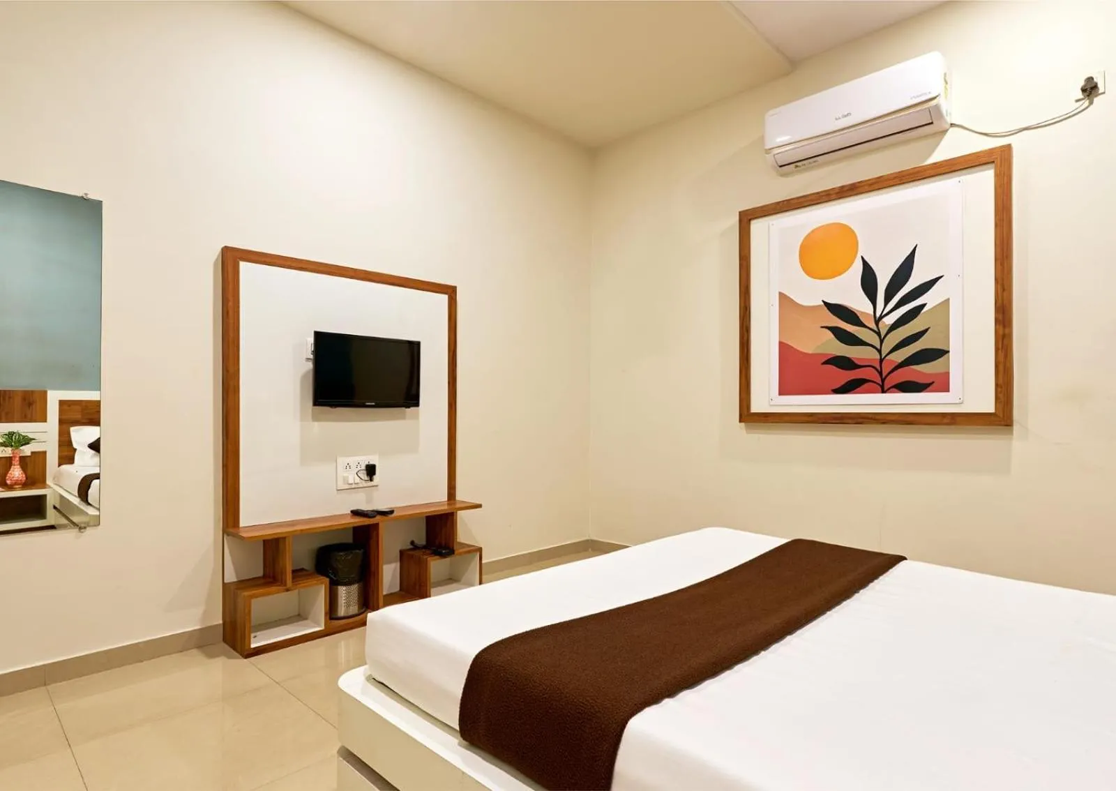 Bed in Serenity Resort Panhala
