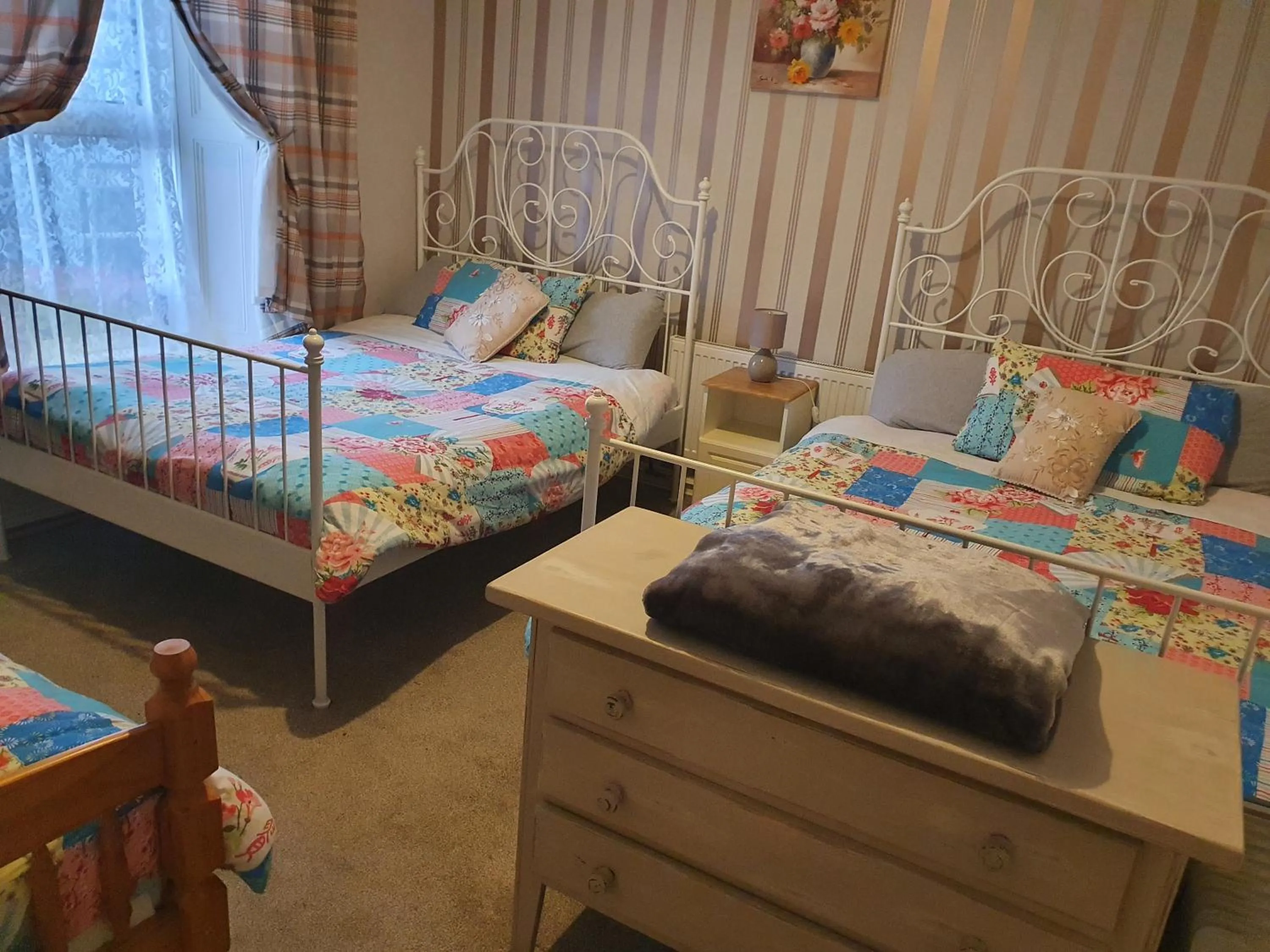 Bed in Gordon's Guesthouse