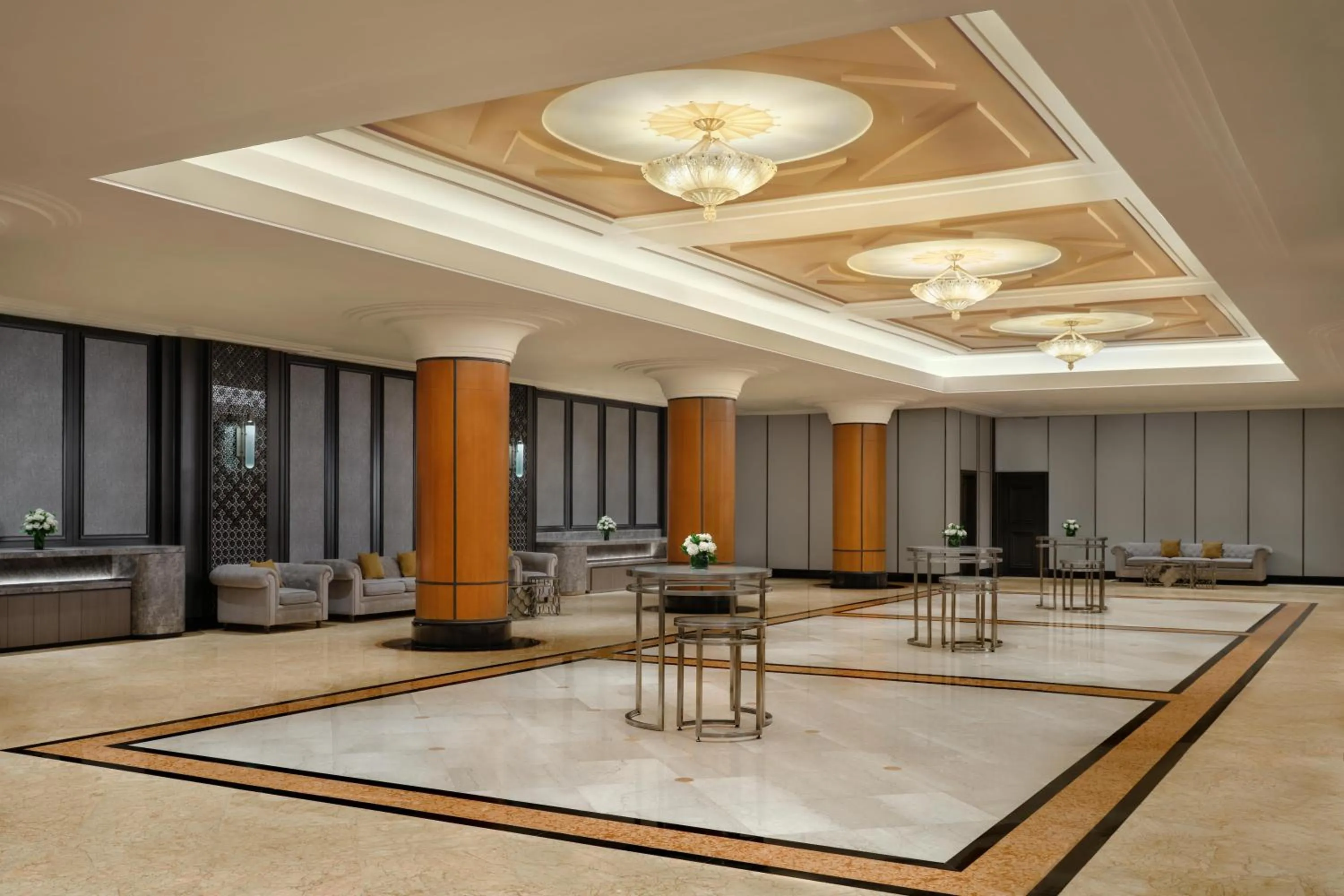 Property building in Sheraton Surabaya Hotel & Towers