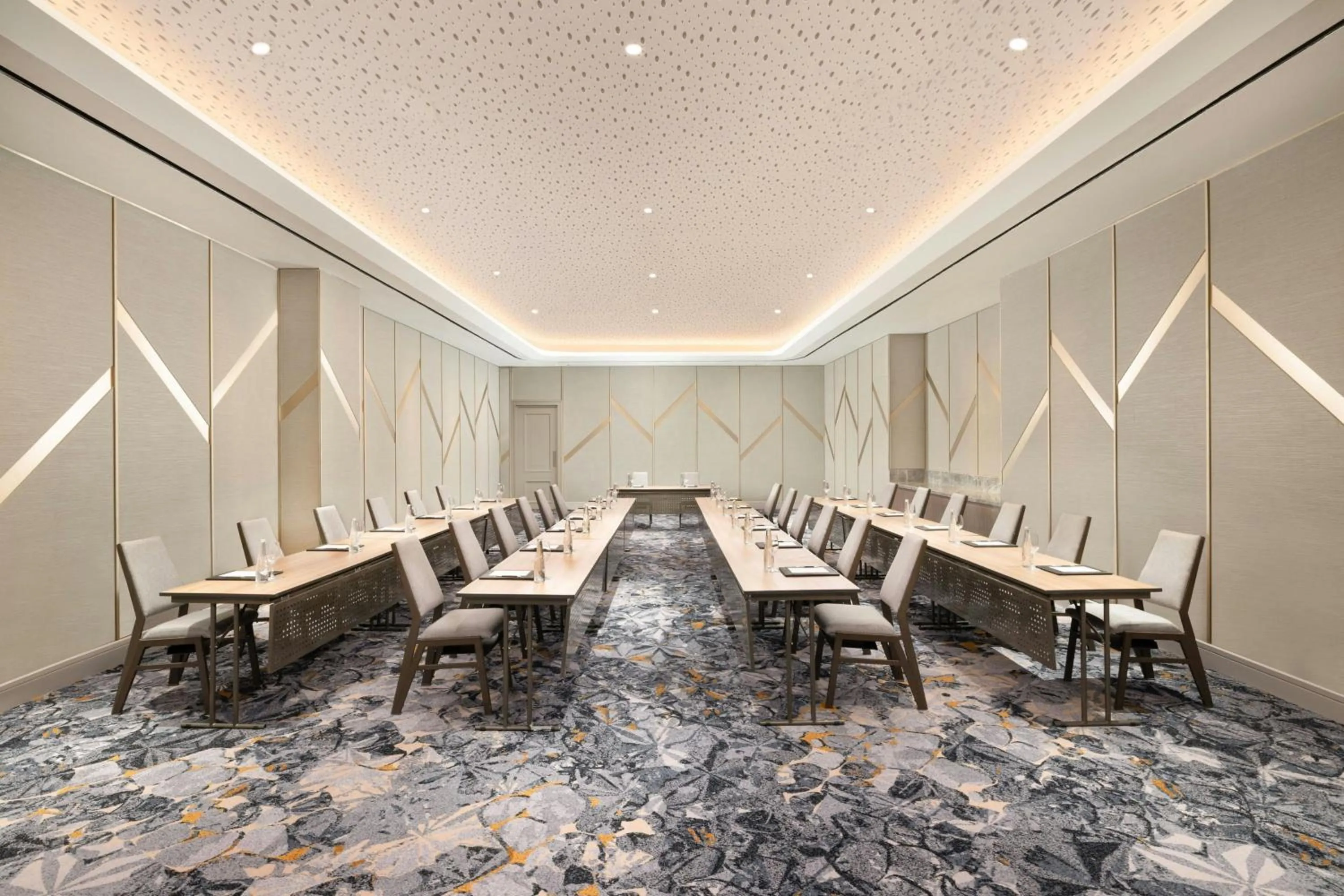 Meeting/conference room in Sheraton Surabaya Hotel & Towers
