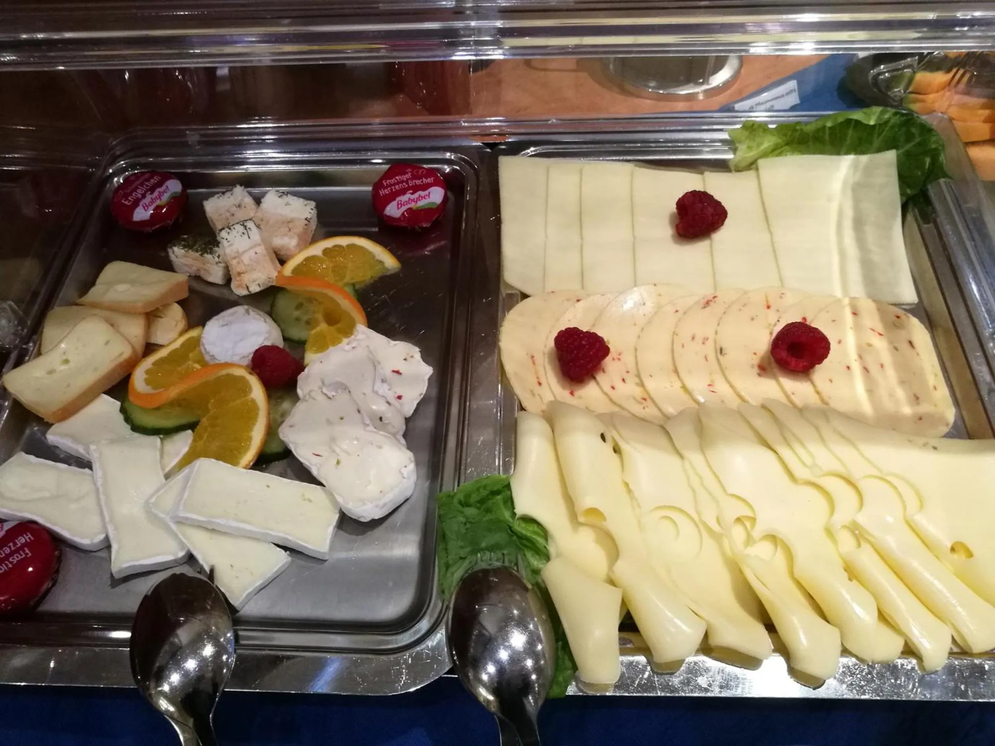 Food and drinks in Haus Seeblick Hotel Garni & Ferienwohnungen