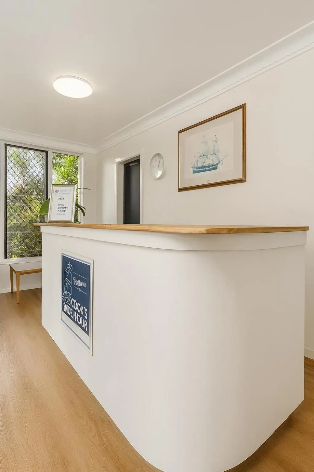 Cooks Endeavour Motor Inn