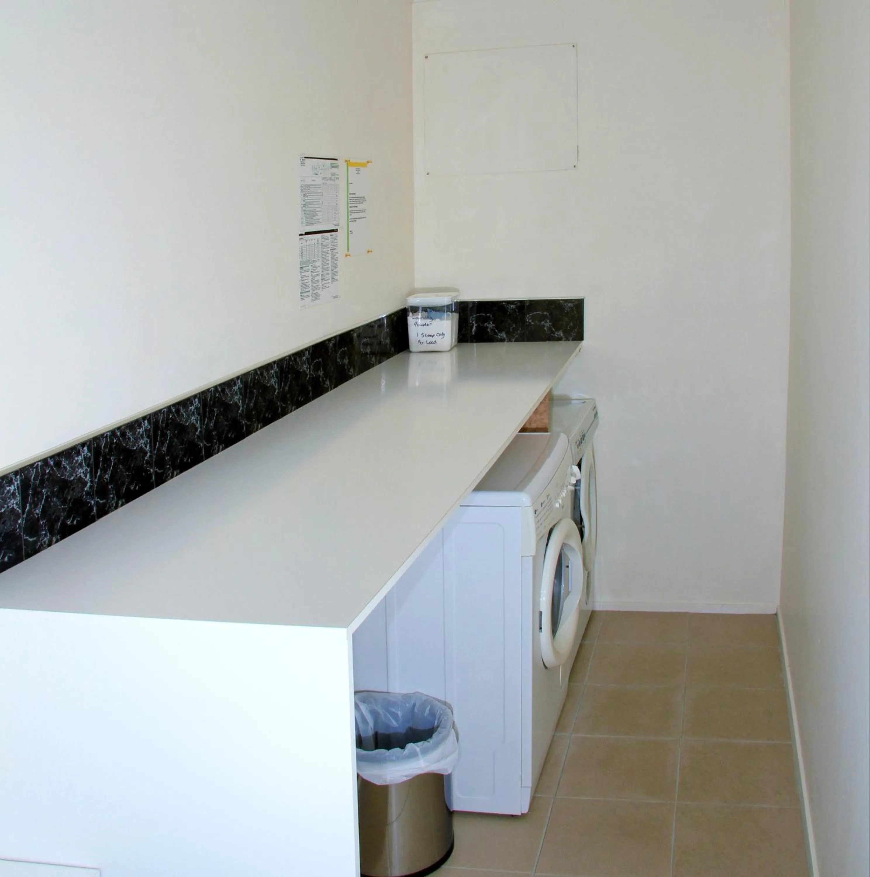 flat iron in Abri Apartments