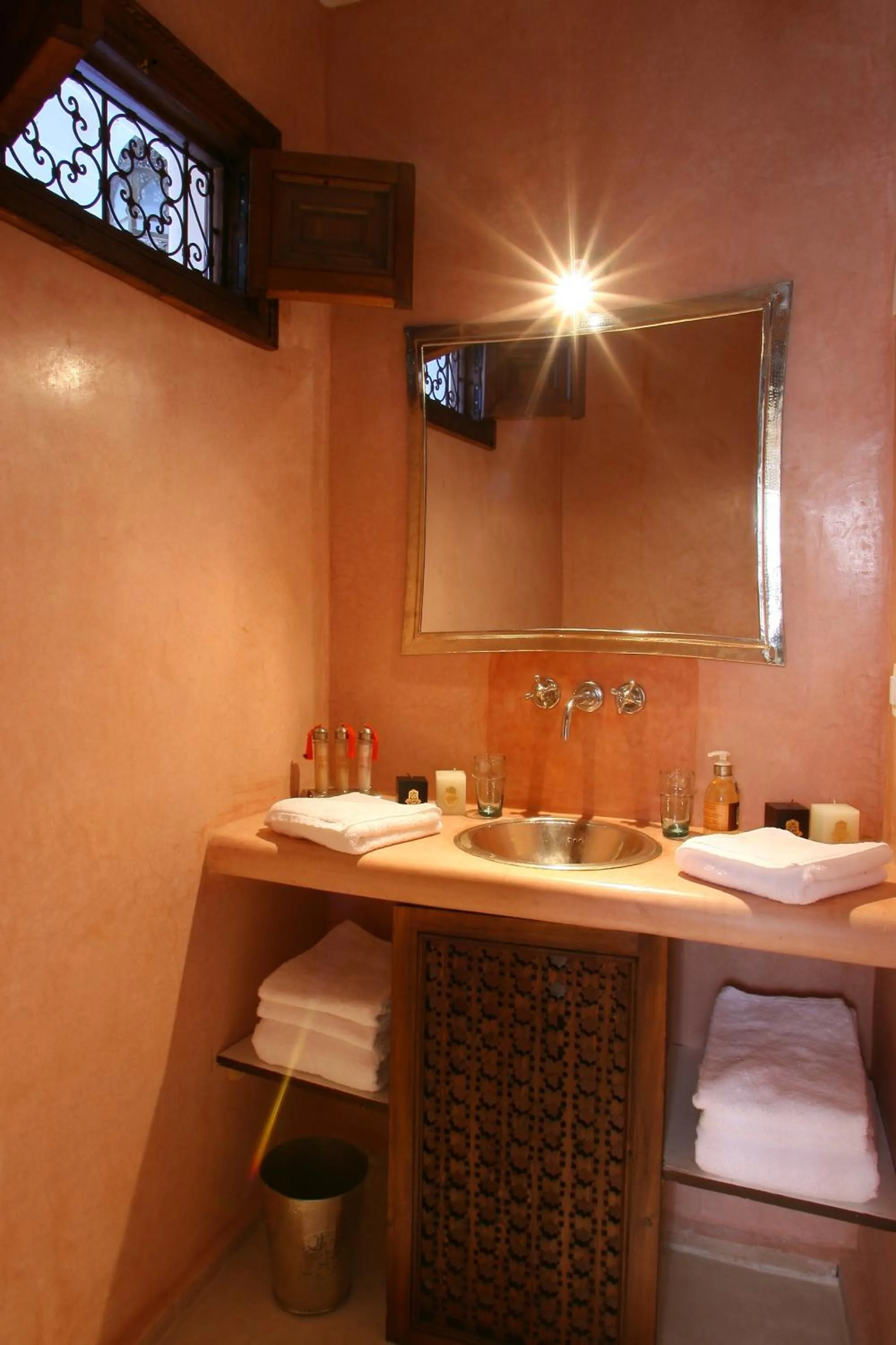 Shower in Riad CHERRATA