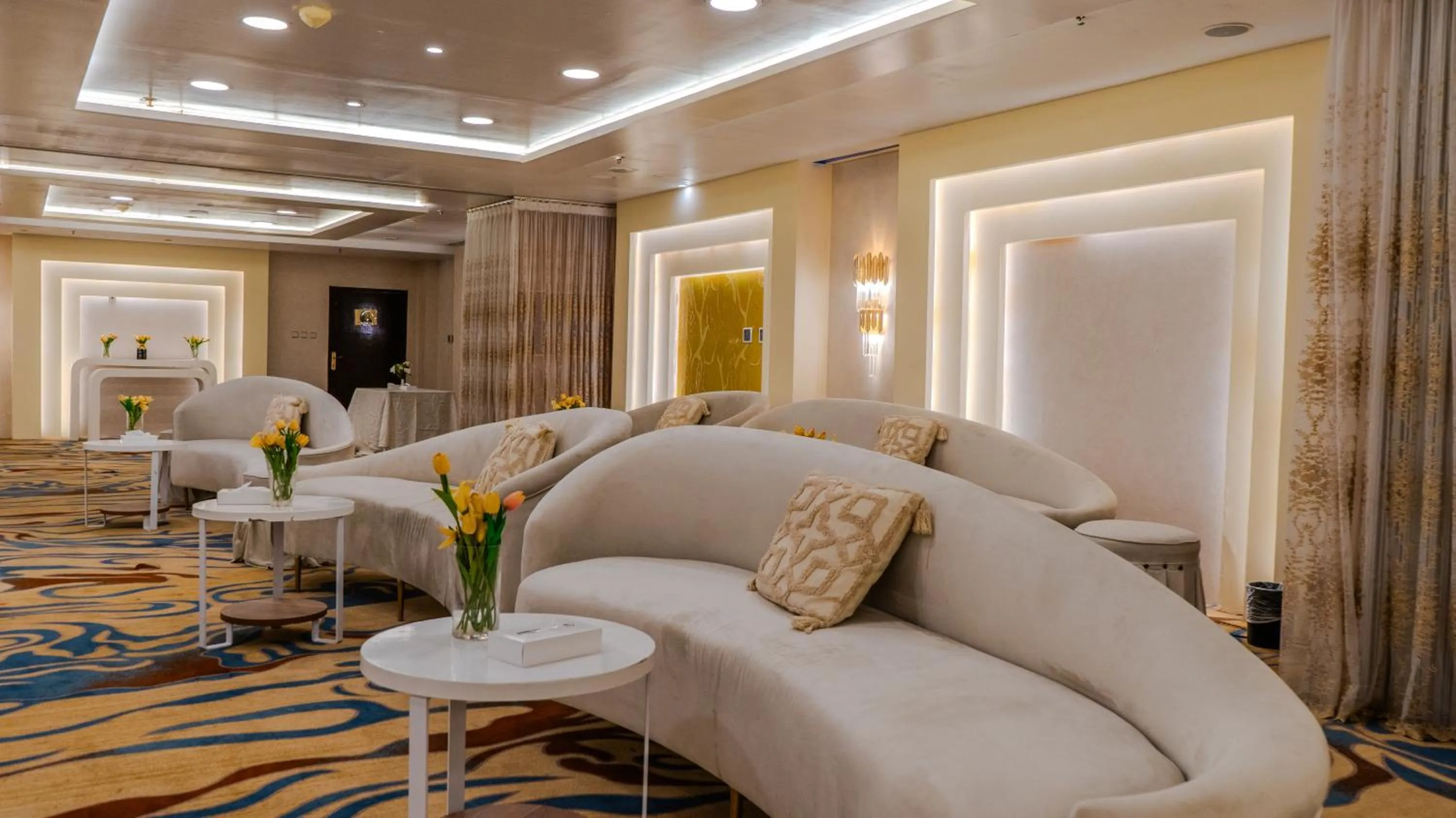 wedding in Warwick Al Dabab Riyadh - Nuzul Al Dabab