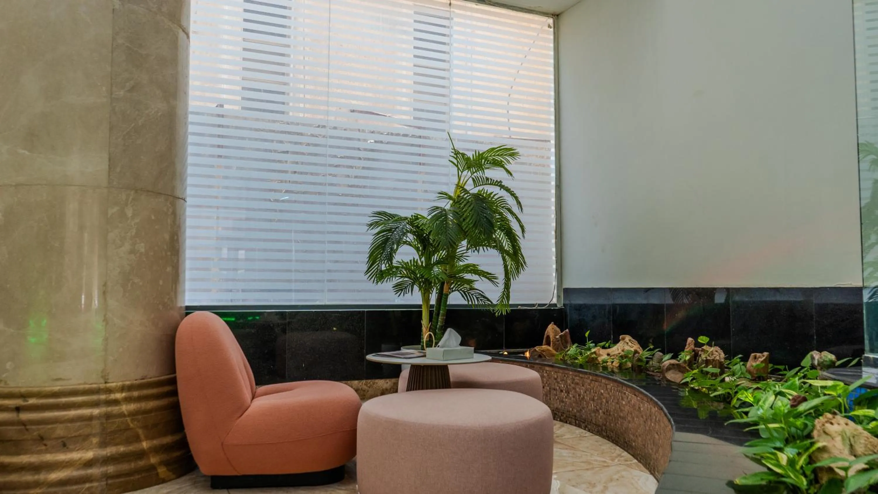 Lobby or reception in Warwick Al Dabab Riyadh - Nuzul Al Dabab