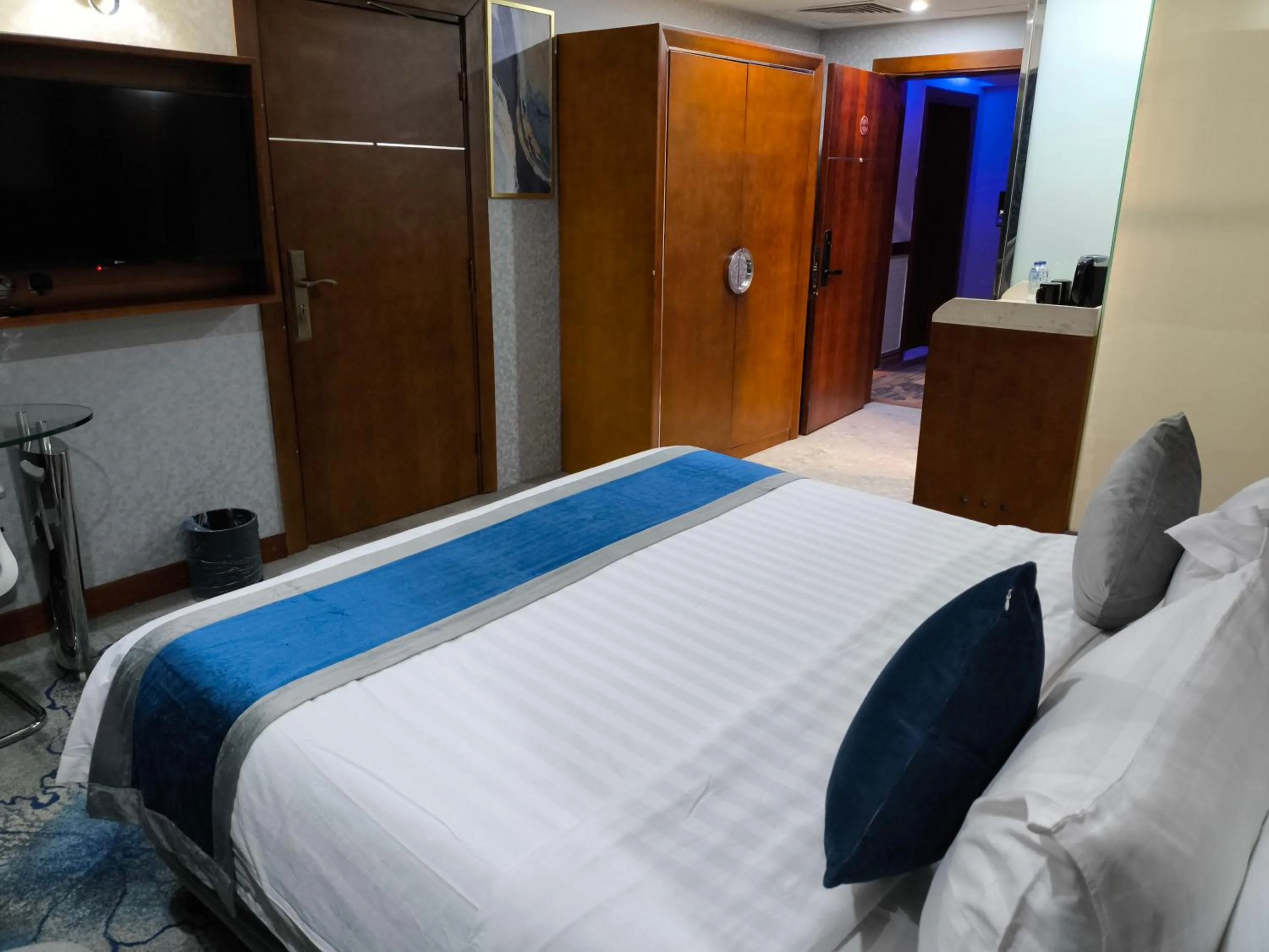 Bedroom in Warwick Al Dabab Riyadh - Nuzul Al Dabab