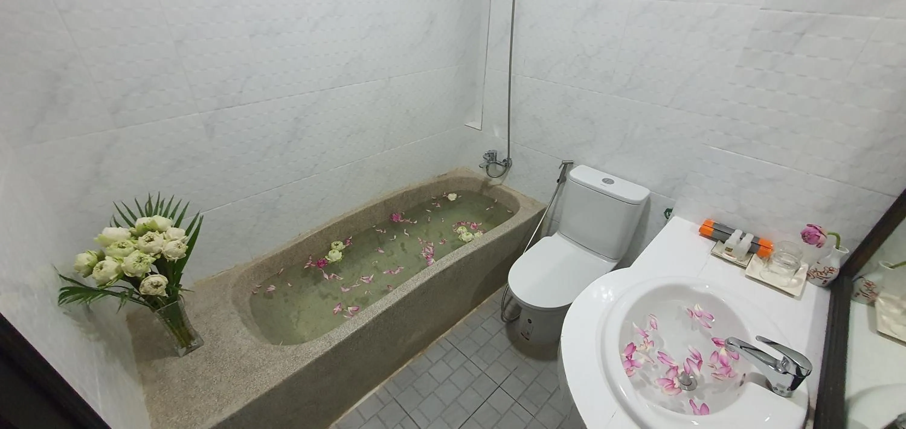 Toilet in Siem Reap Urban Boutique Hotel