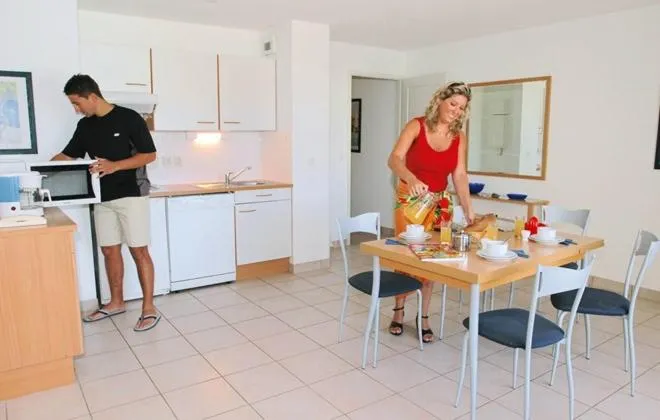 Property building in Residence Thalassa