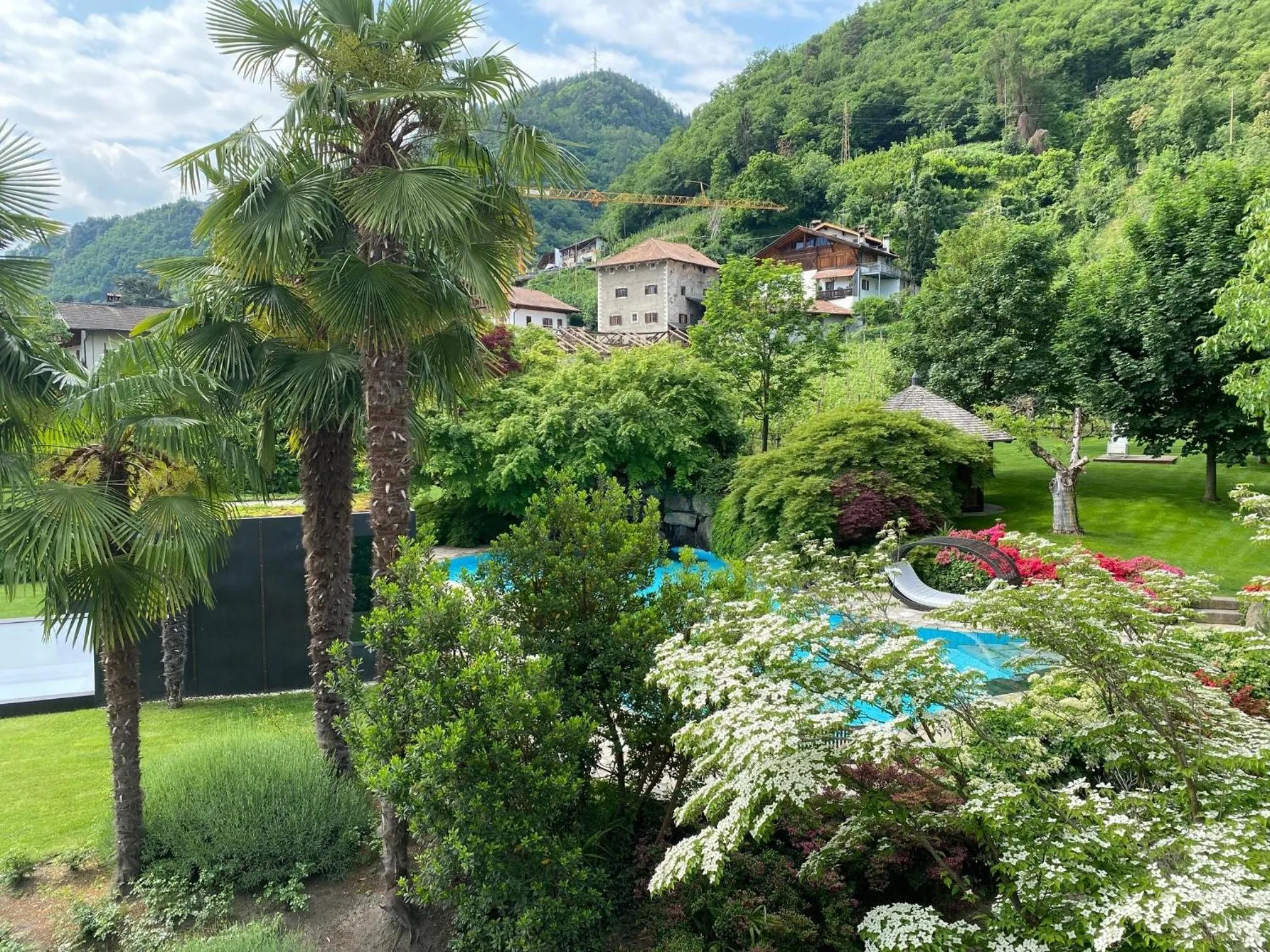 Suite with Terrace and Private Garden in Boutique-Hotel Ballguthof am Golfplatz