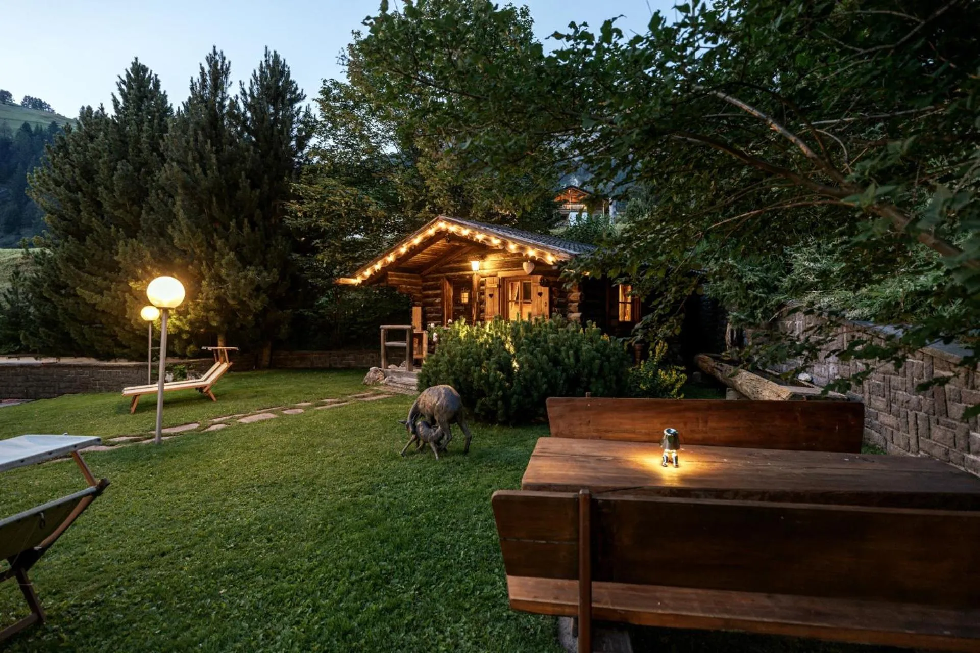 Garden in Piccolo - Dolomites & Gourmet Hotel
