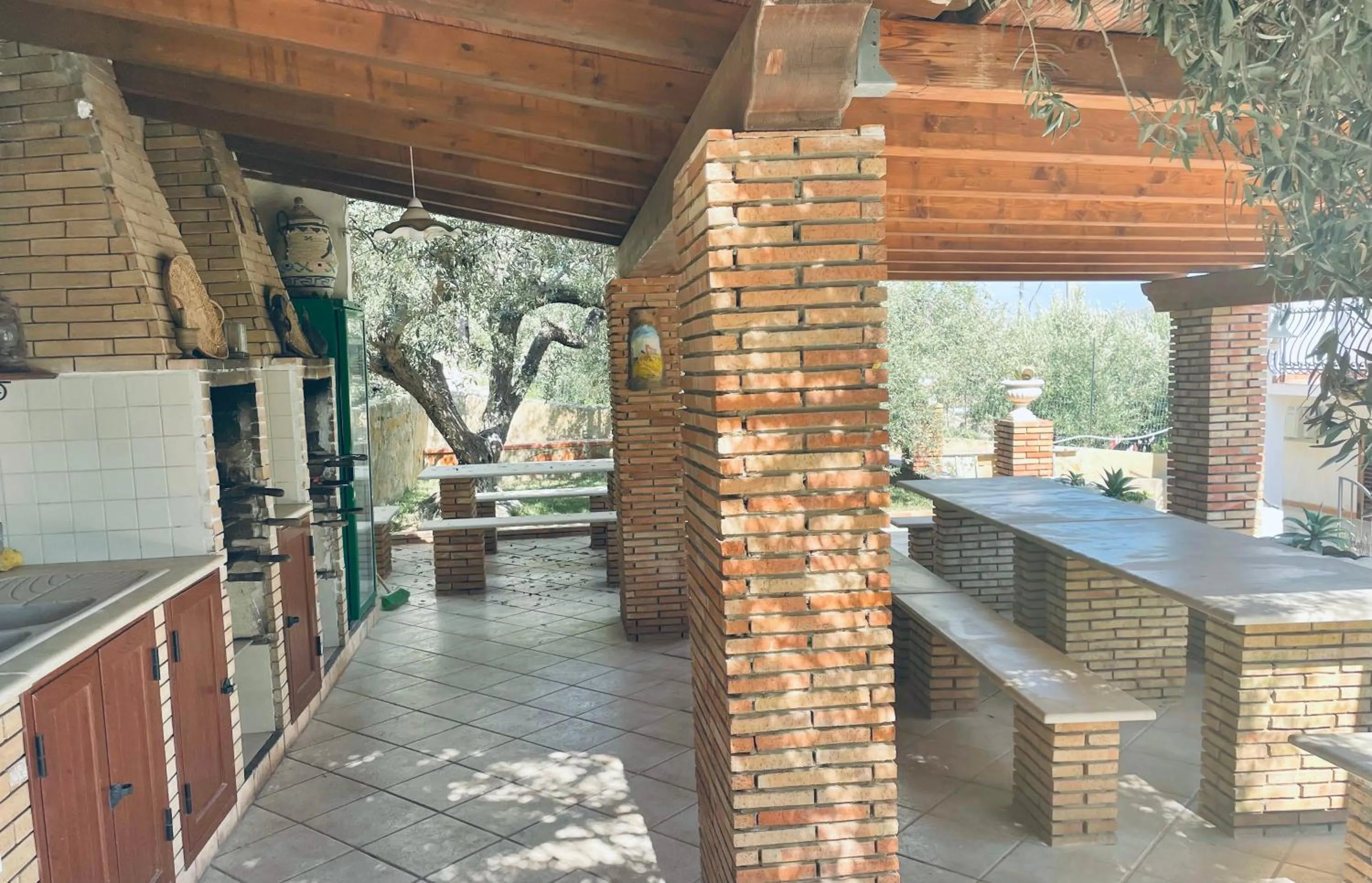 BBQ facilities in Manca Residence