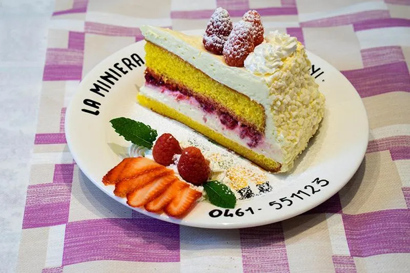 Restaurant/places to eat in Residence Hotel Miralago