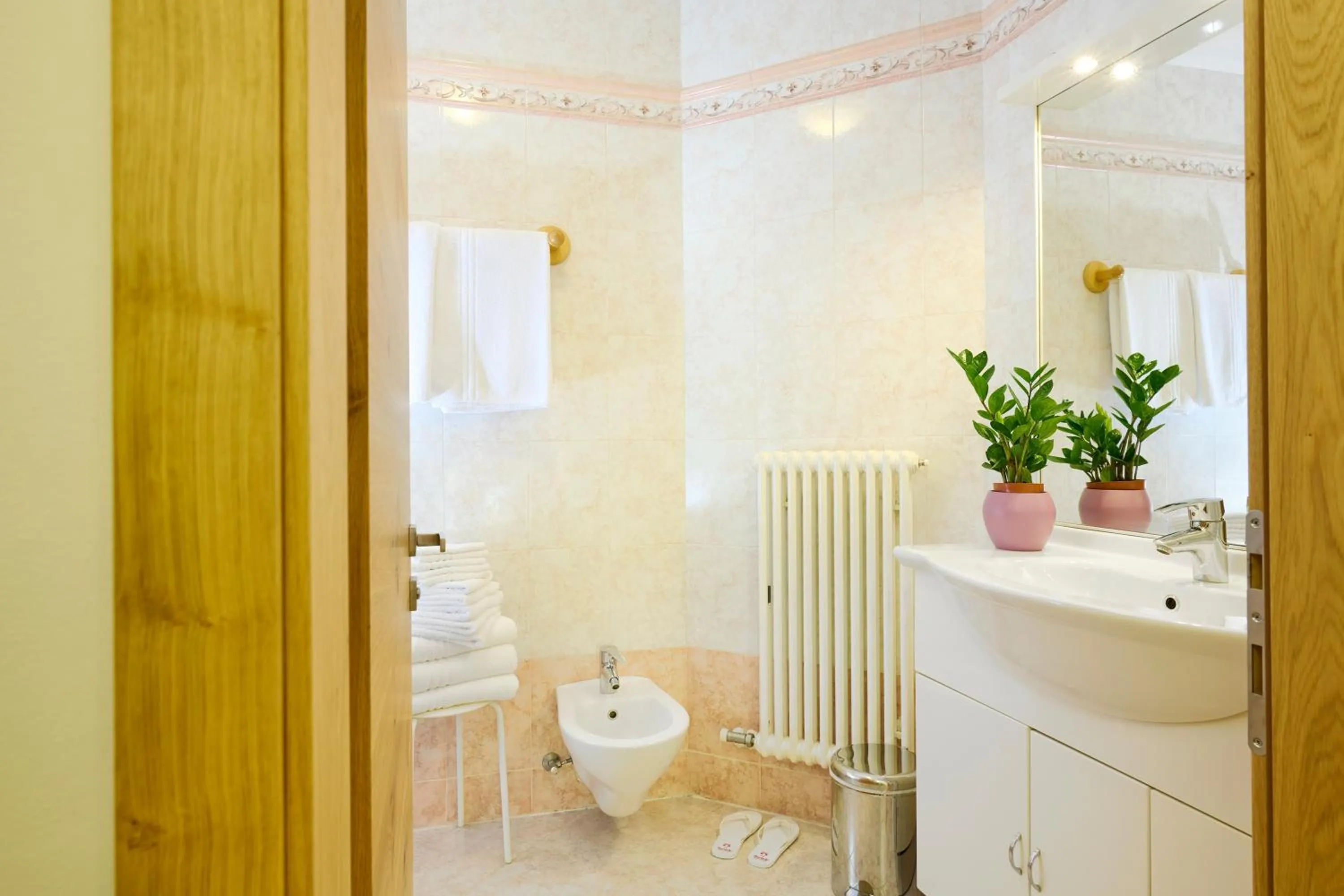 Bathroom in Residence Hotel Miralago