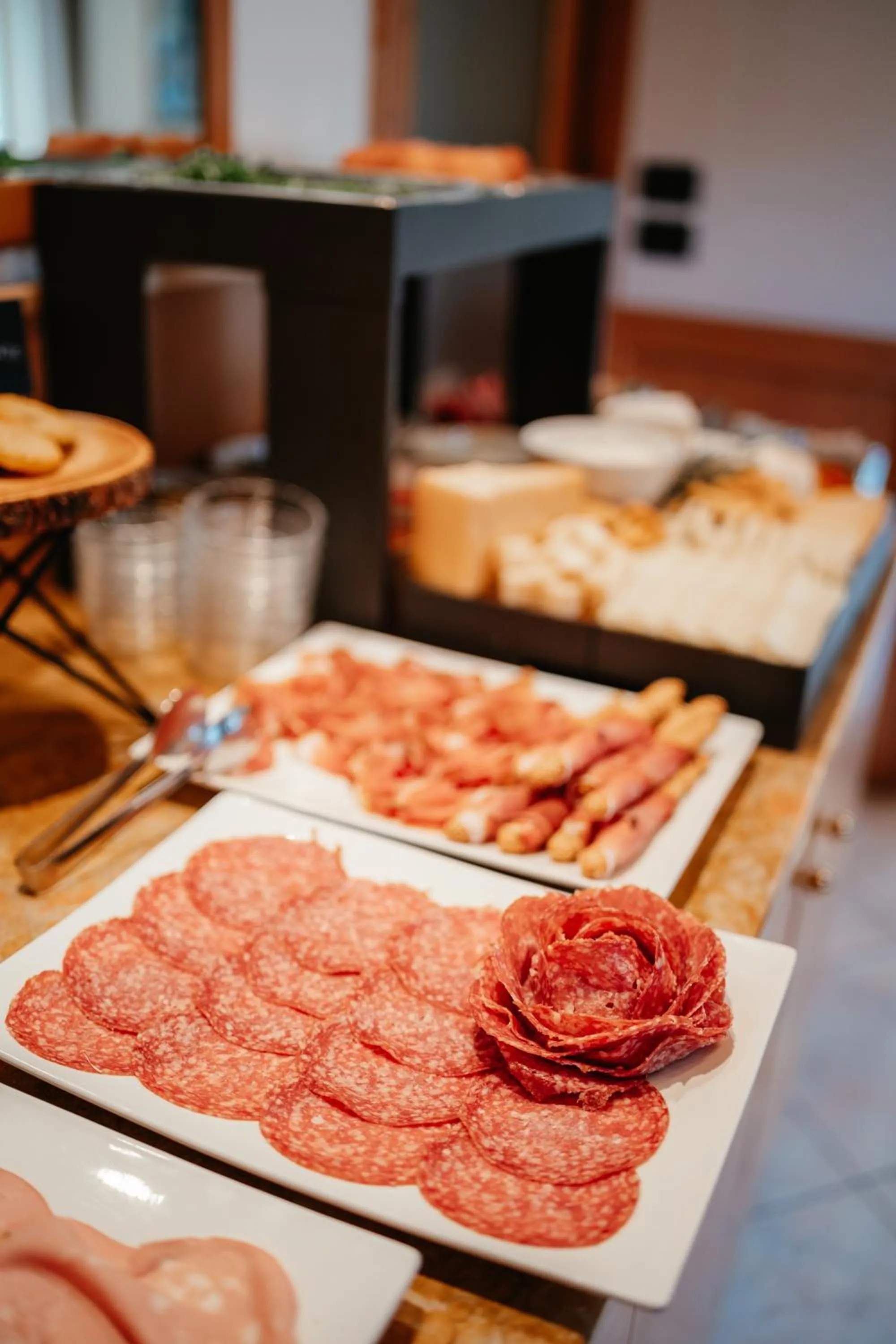 Breakfast in Residence Hotel Miralago