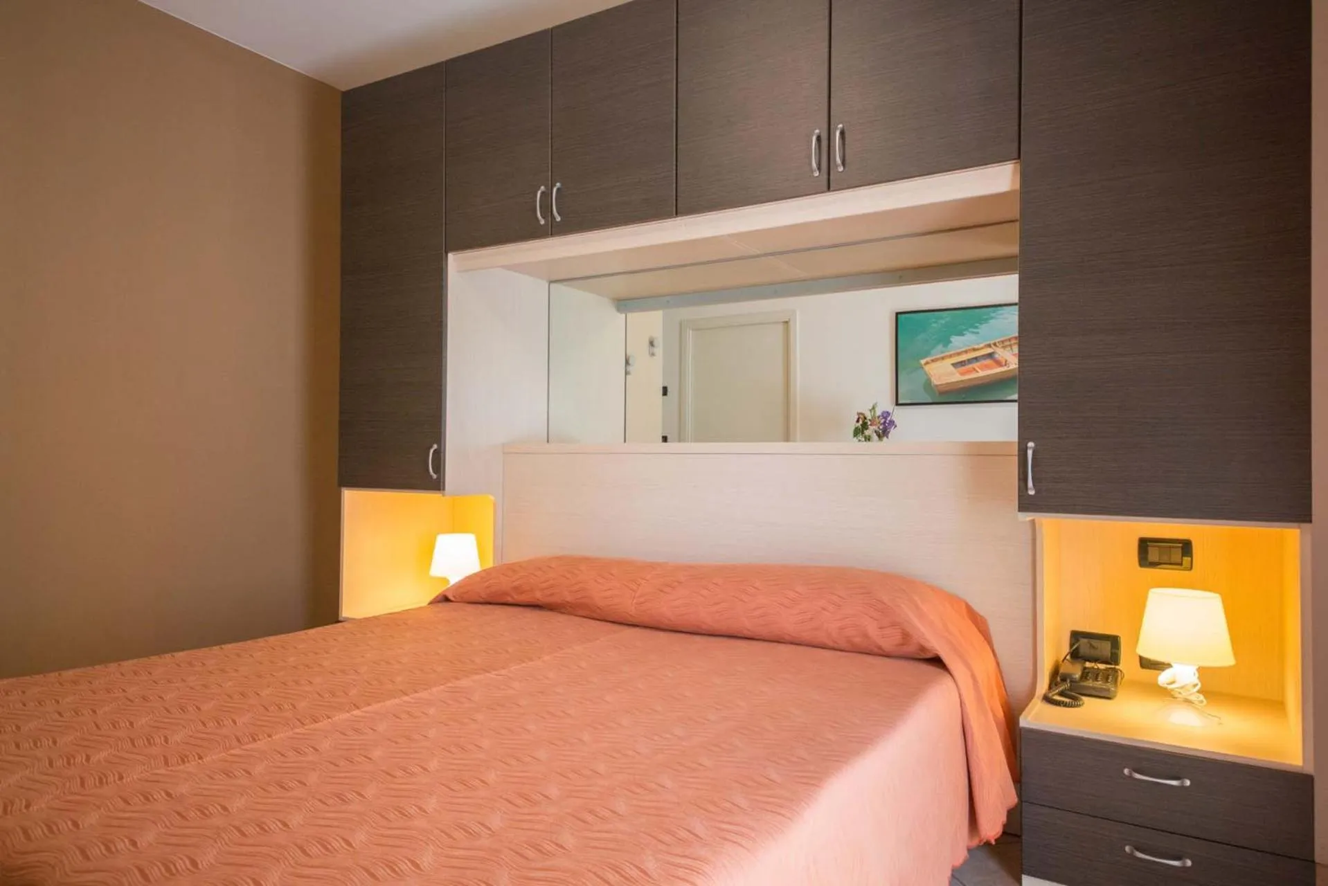 Photo of the whole room, Bed in Residence Hotel Miralago