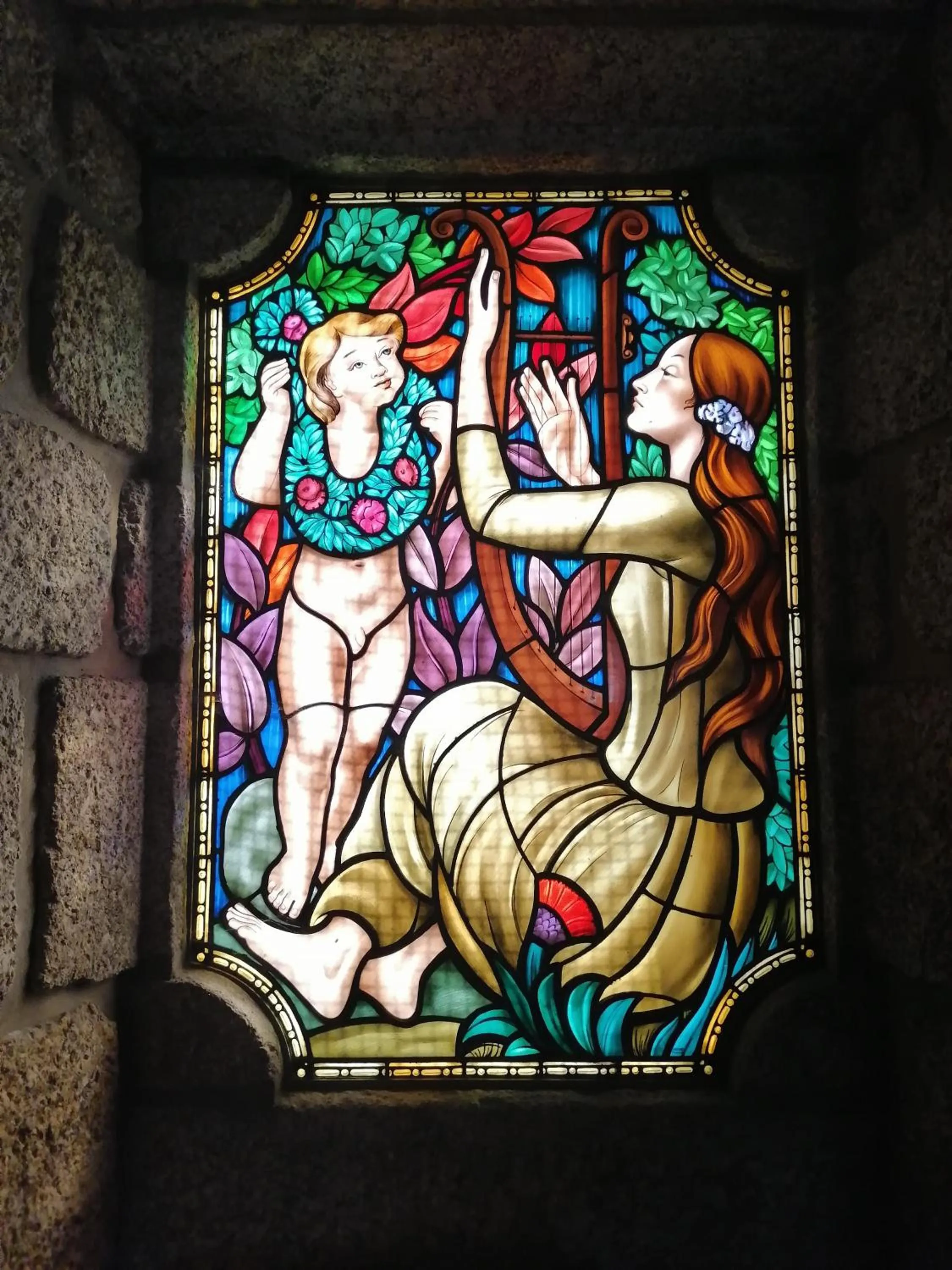 Decorative detail in Camelia Rooms