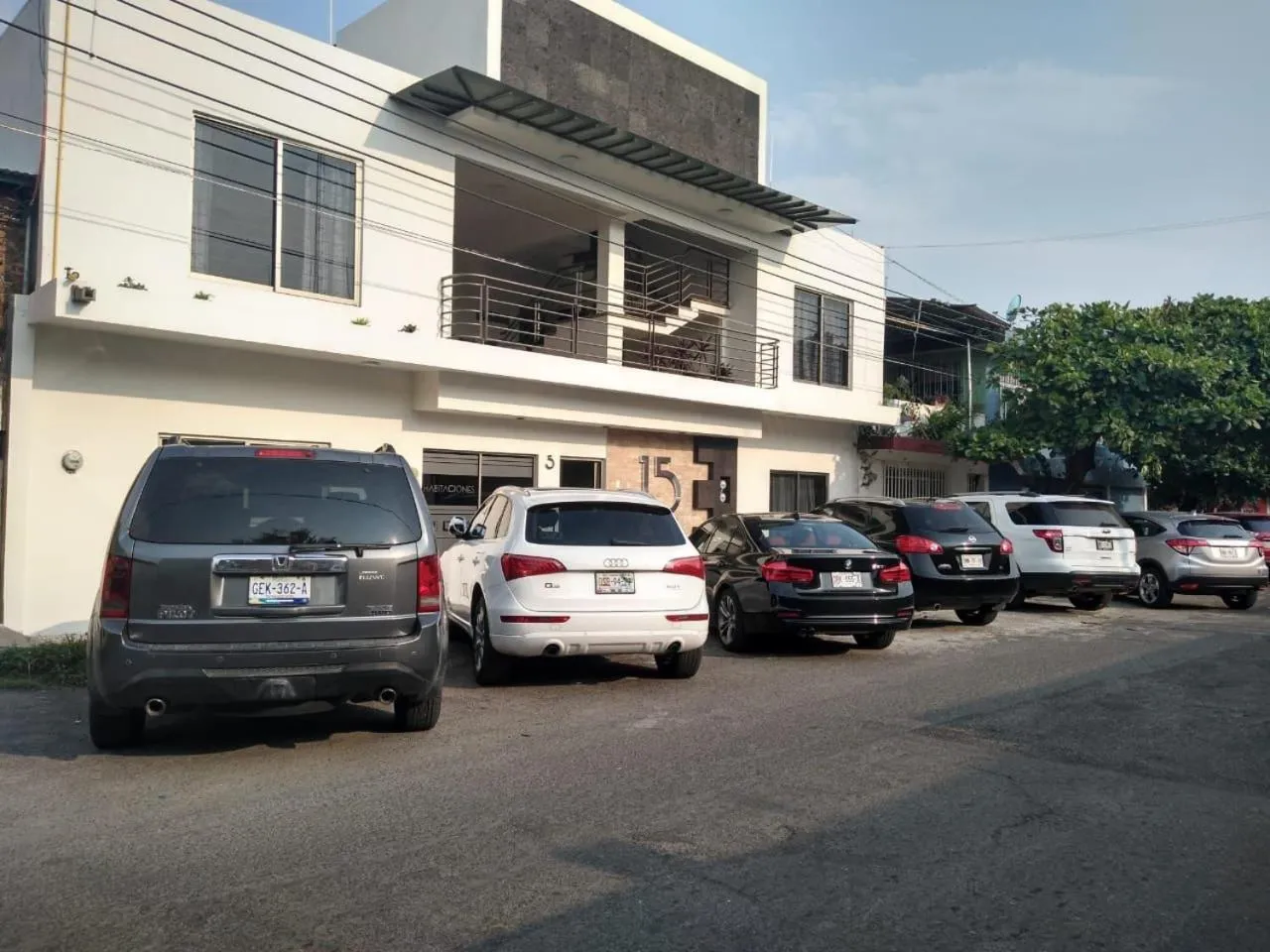 Property building in 15 AVENIDA