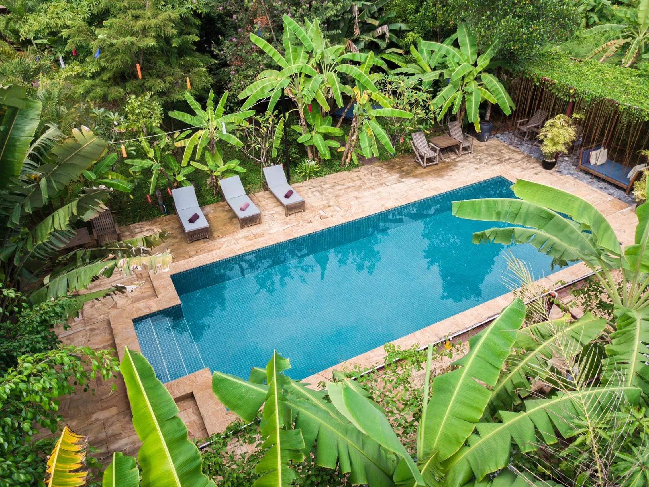 Pool view in Maisons Wat Kor