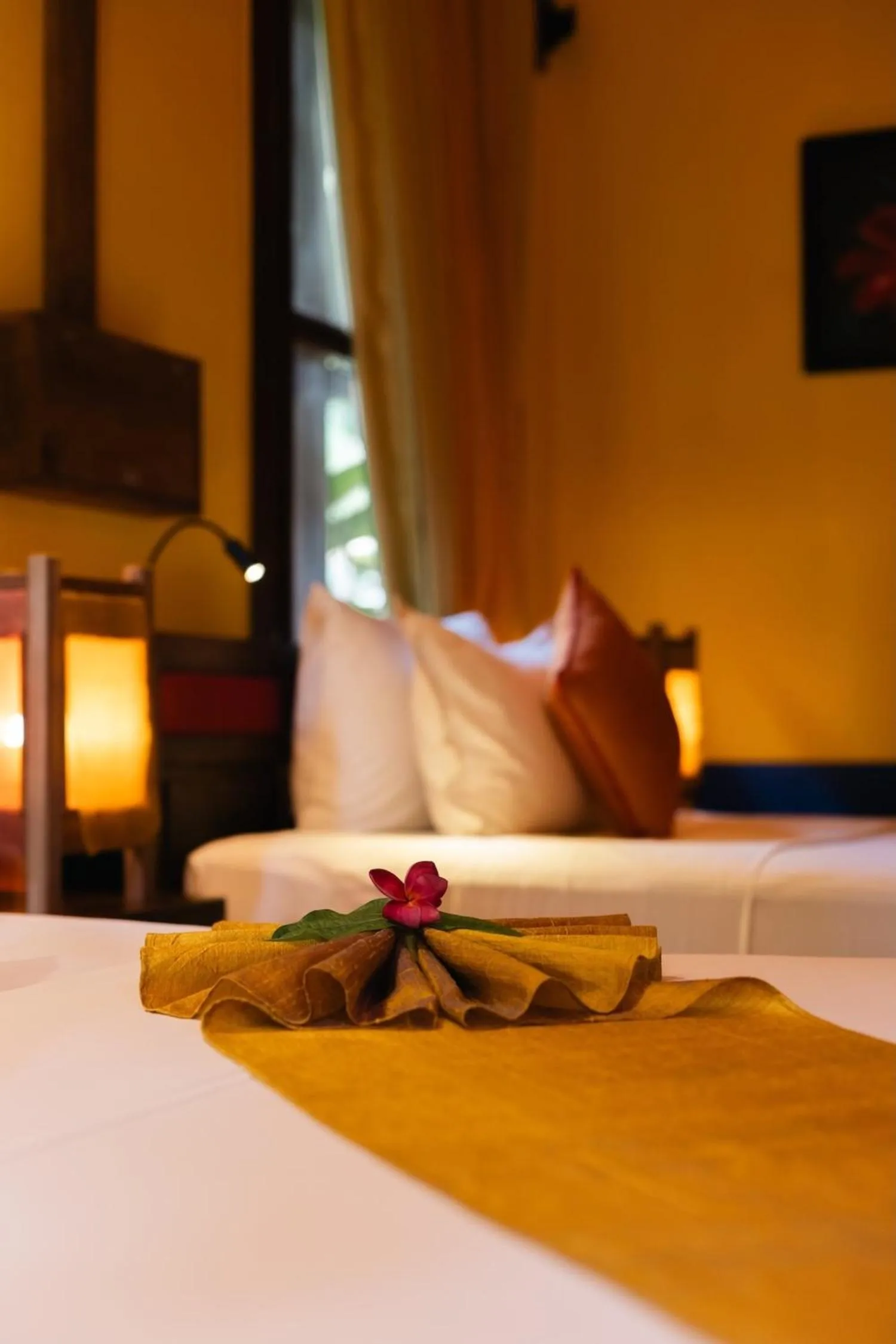 Decorative detail, Bed in Maisons Wat Kor