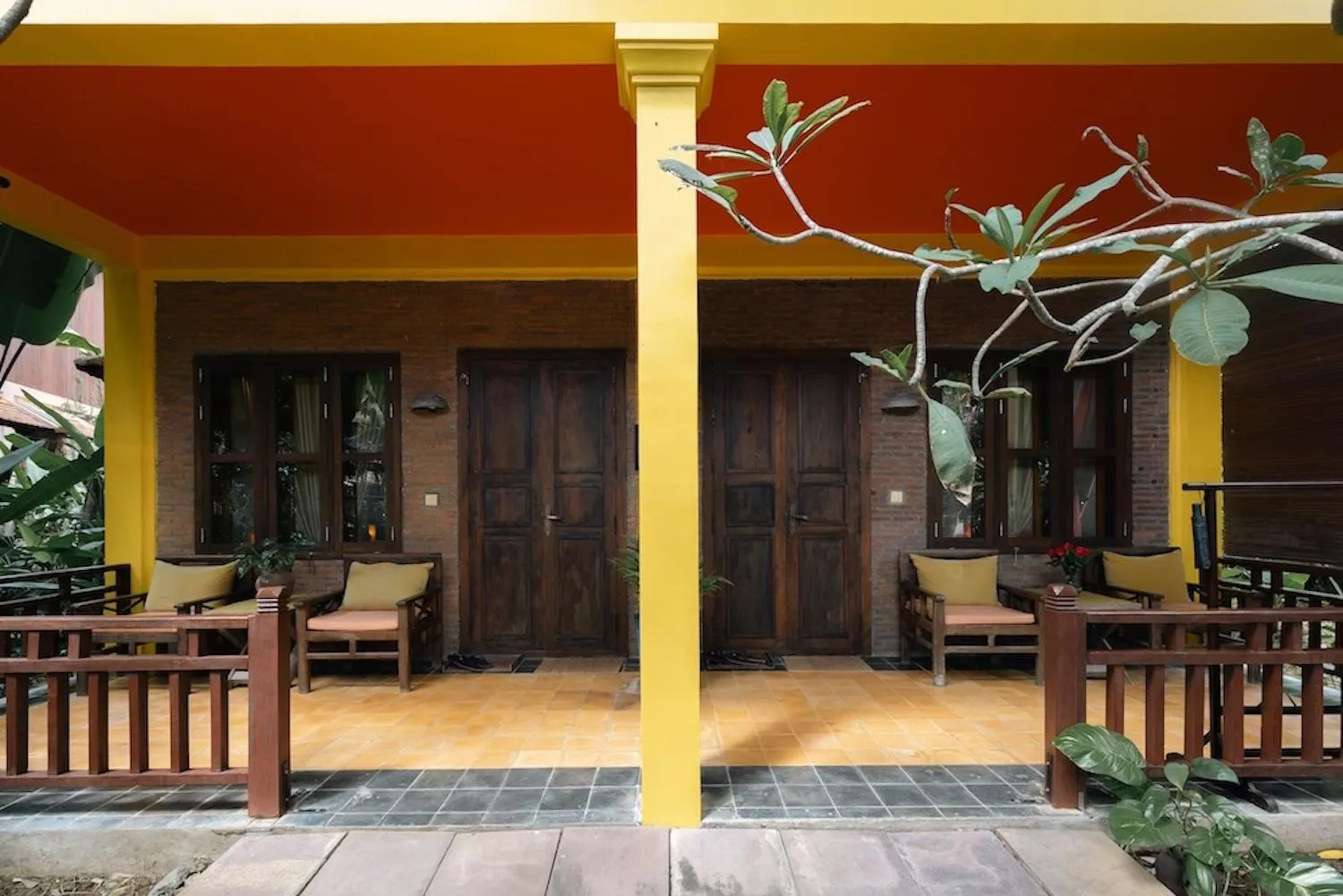 Seating area in Maisons Wat Kor