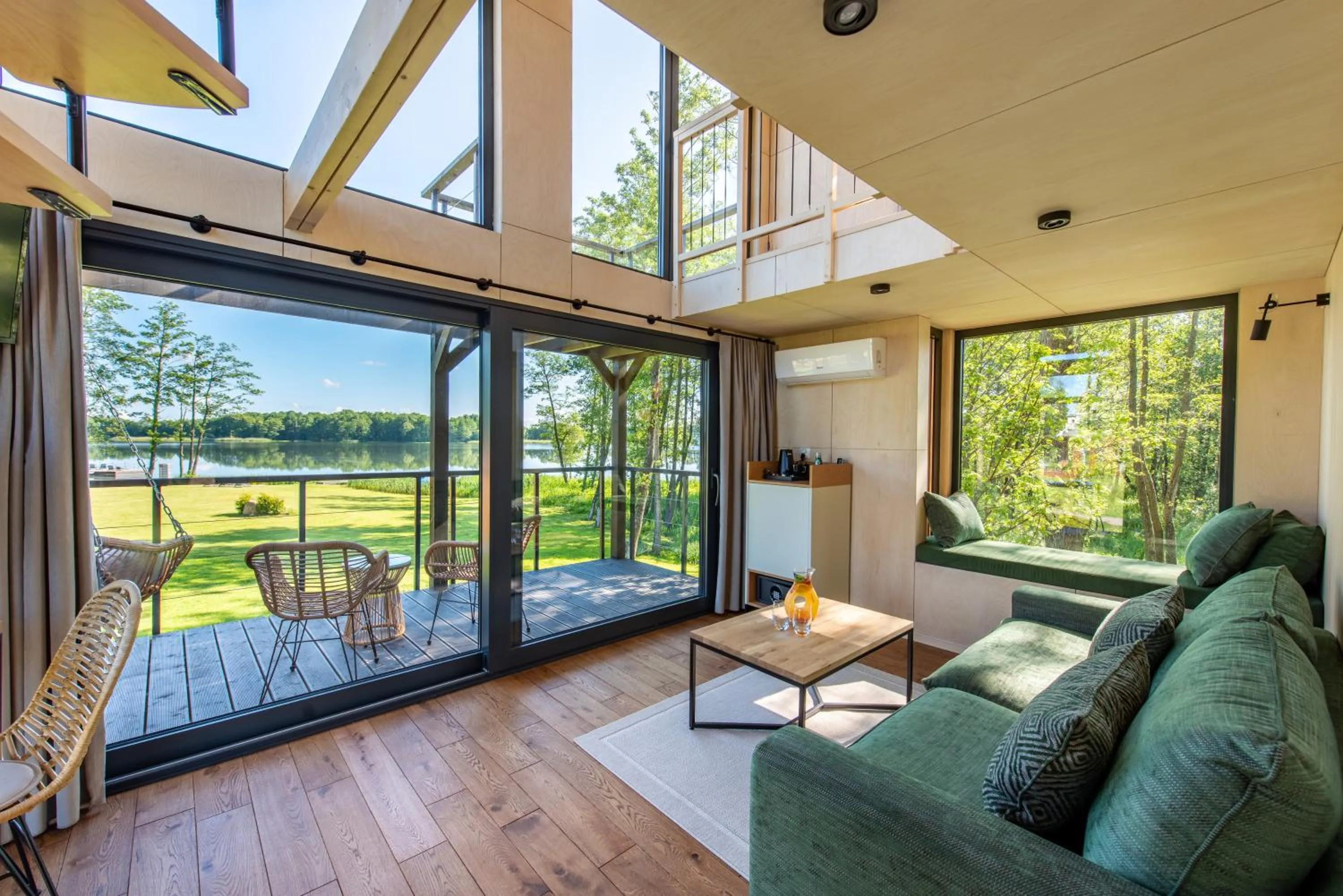 Living room in Pałac Warlity